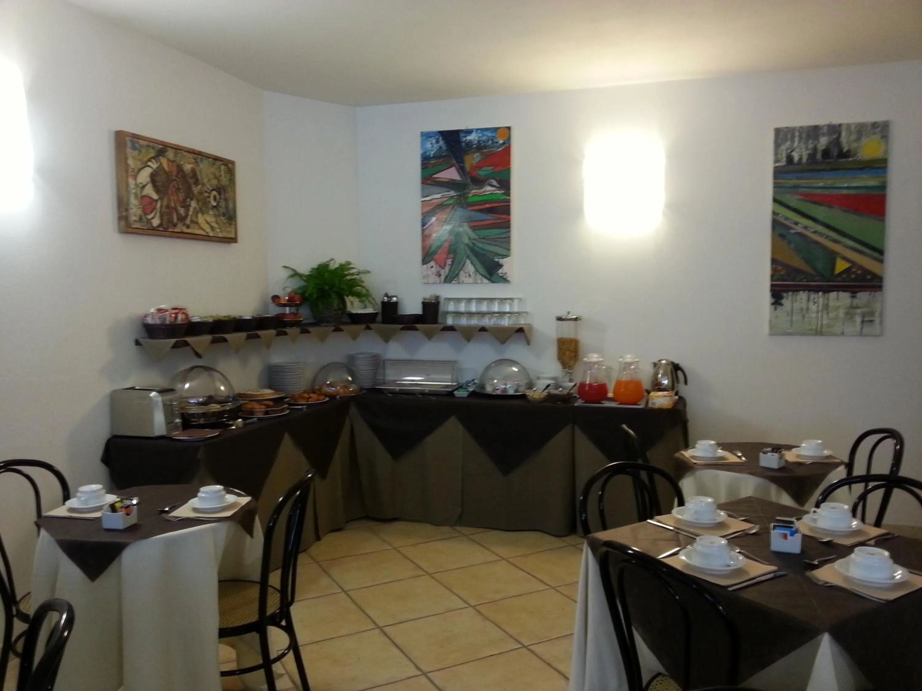 Restaurant/places to eat in Hotel I Platani