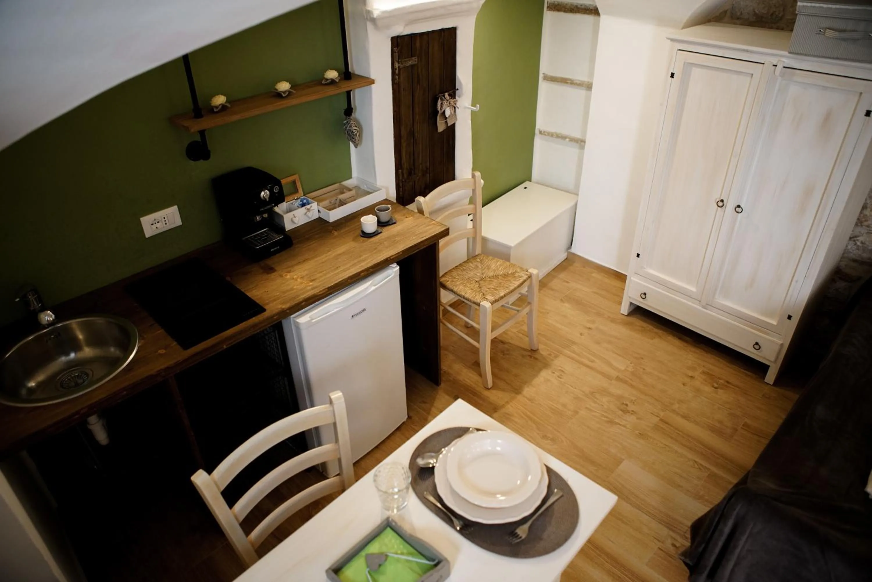 HOME 5 - Via Nuova
