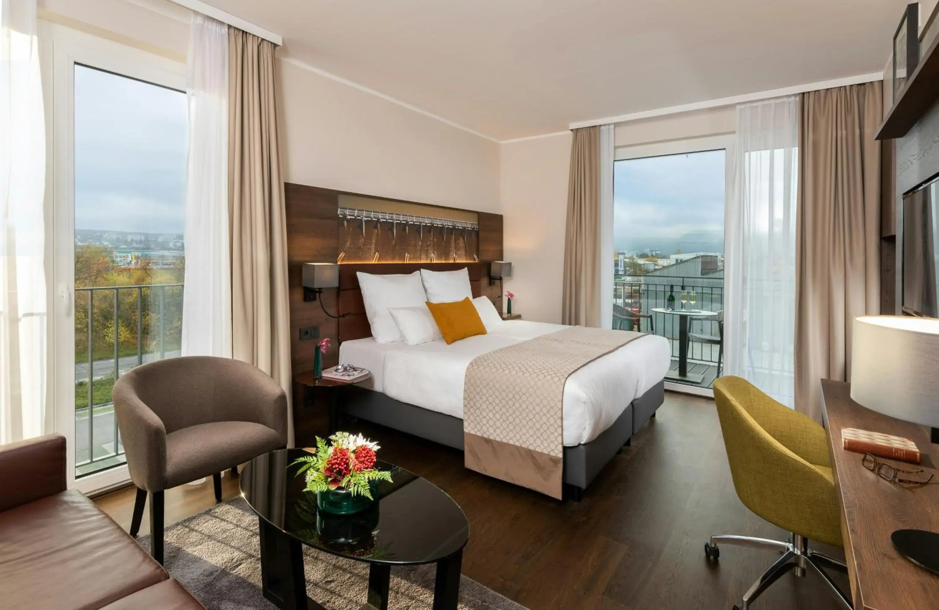 Photo of the whole room, Bed in Leonardo Hotel Bad Kreuznach Photo of the whole room, Bed in Leonardo Hotel Bad Kreuznach