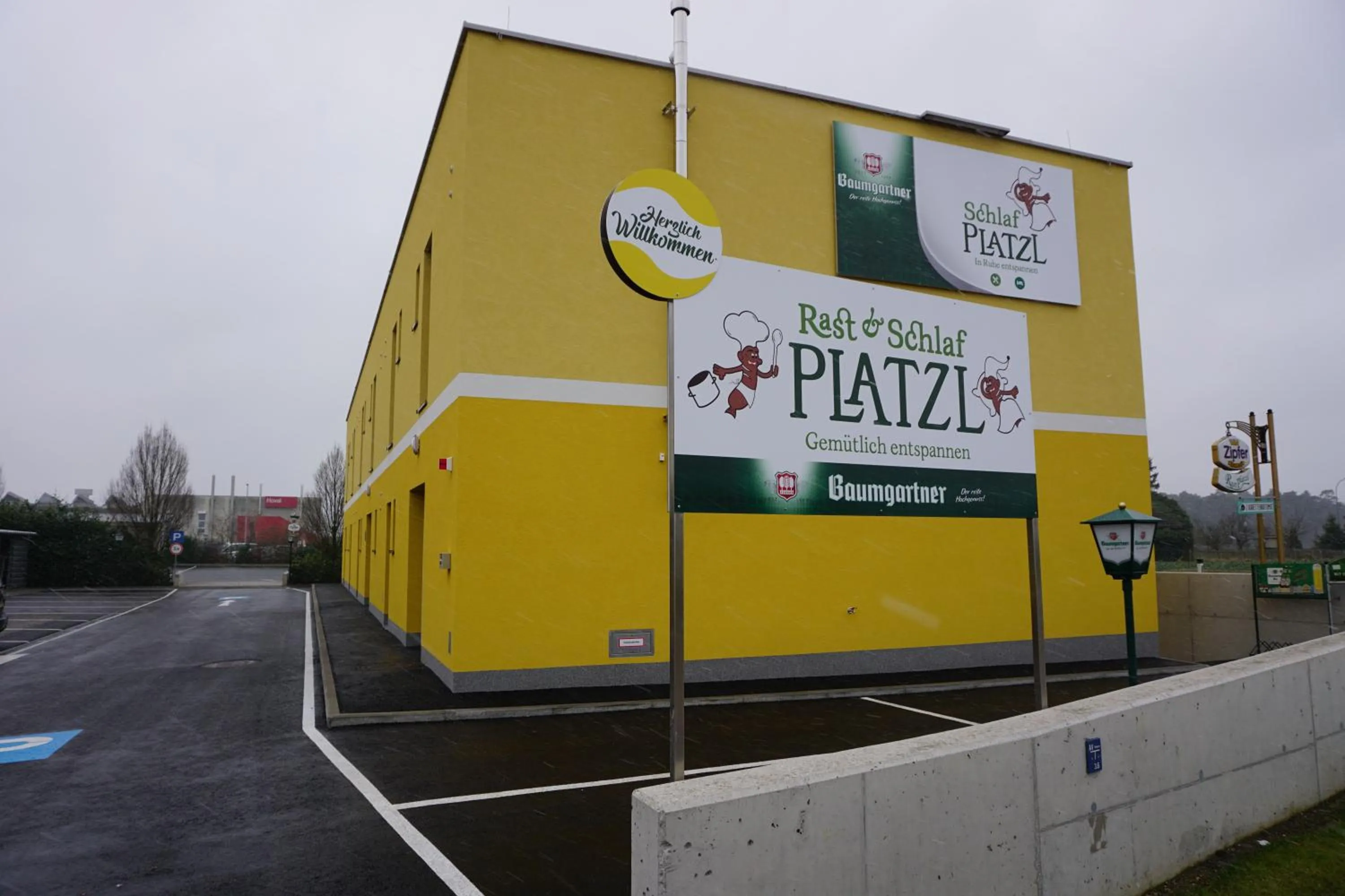 Property building in Schlafplatzl