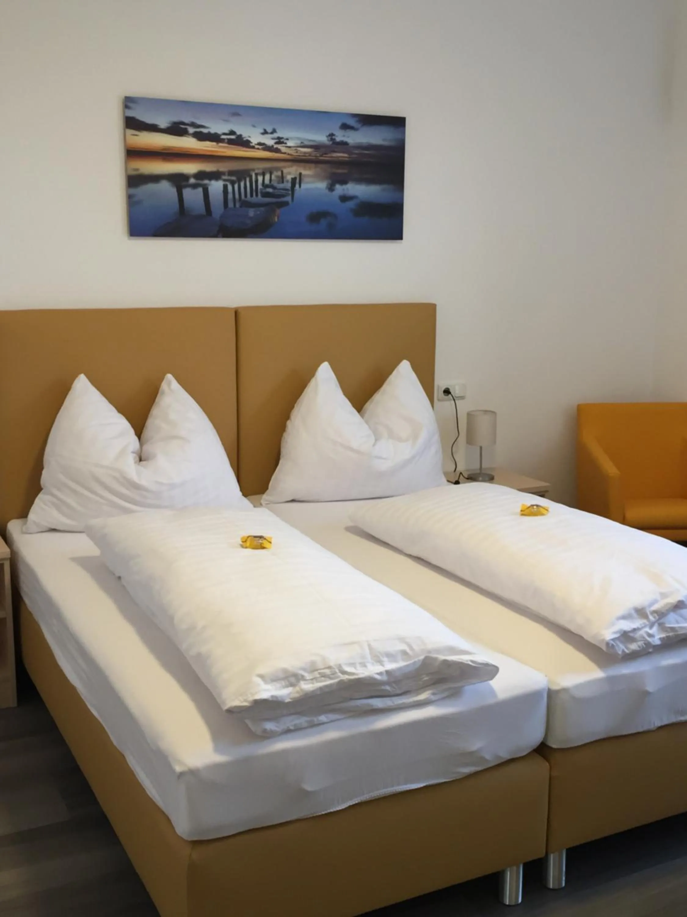 Photo of the whole room, Bed in Schlafplatzl