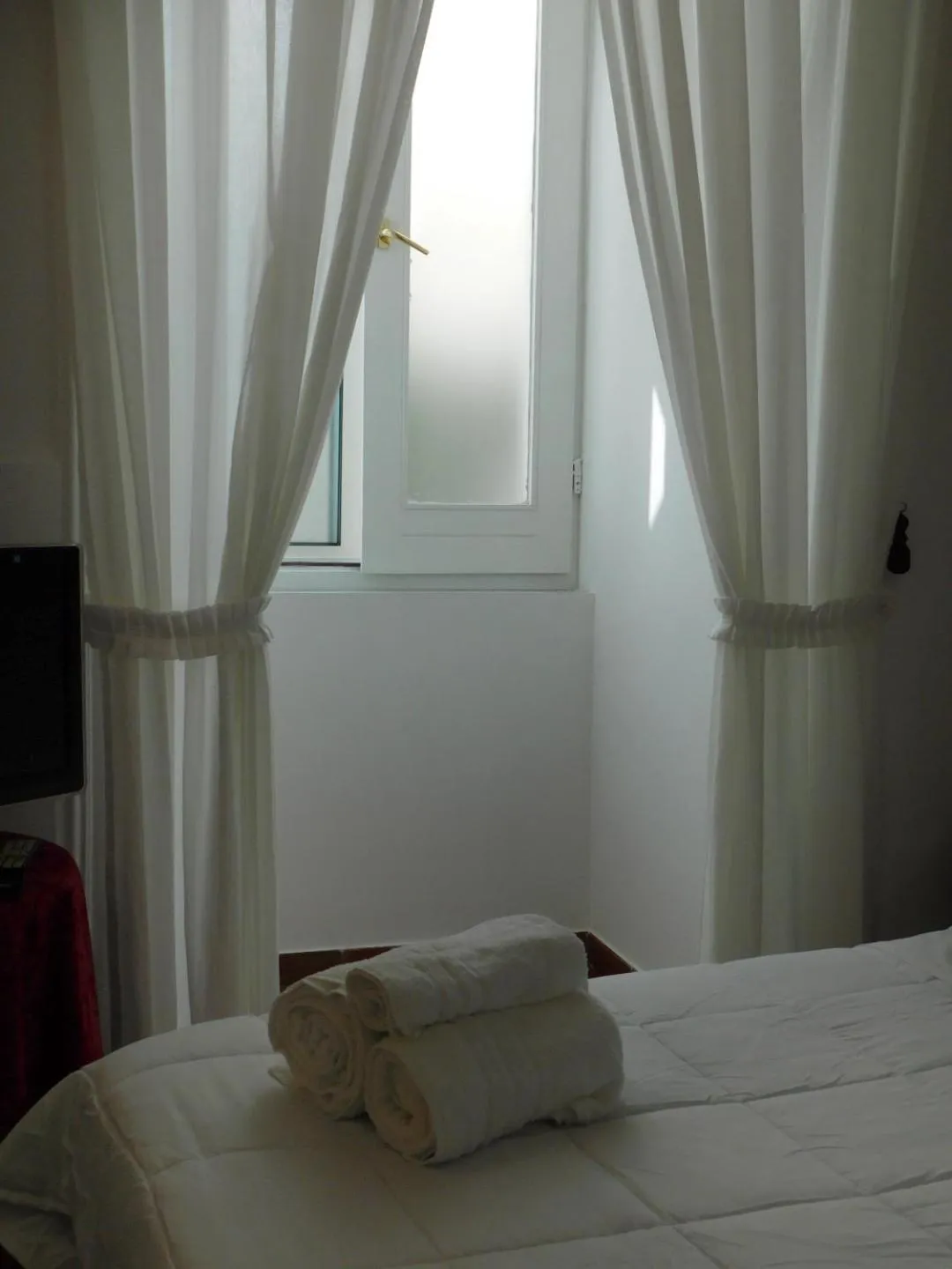 Inner courtyard view, Bed in Home Marty