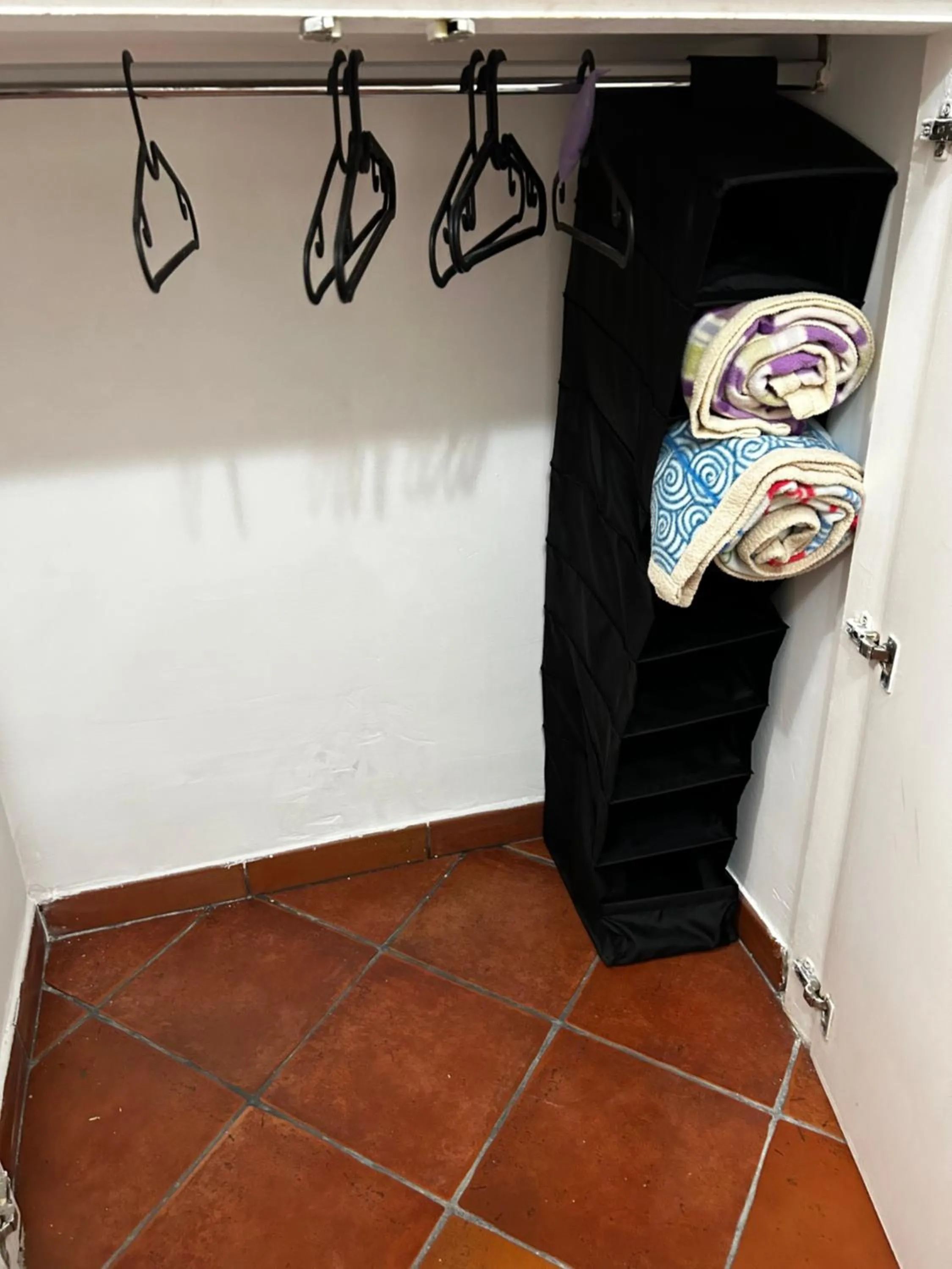 wardrobe in Home Marty