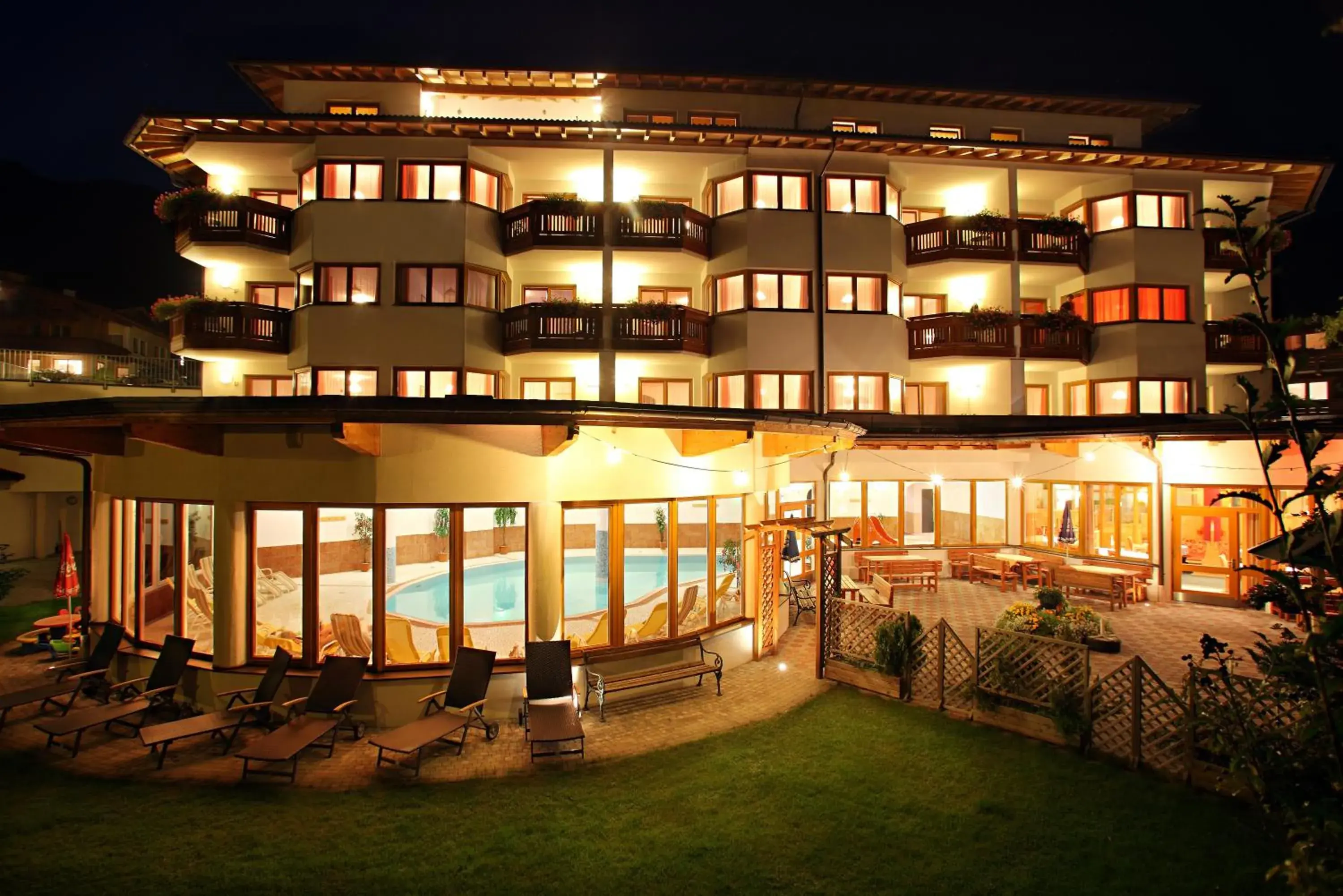 Aktiv-Hotel Traube am Mieminger Sonnenplateau Aktiv-Hotel Traube am Mieminger Sonnenplateau