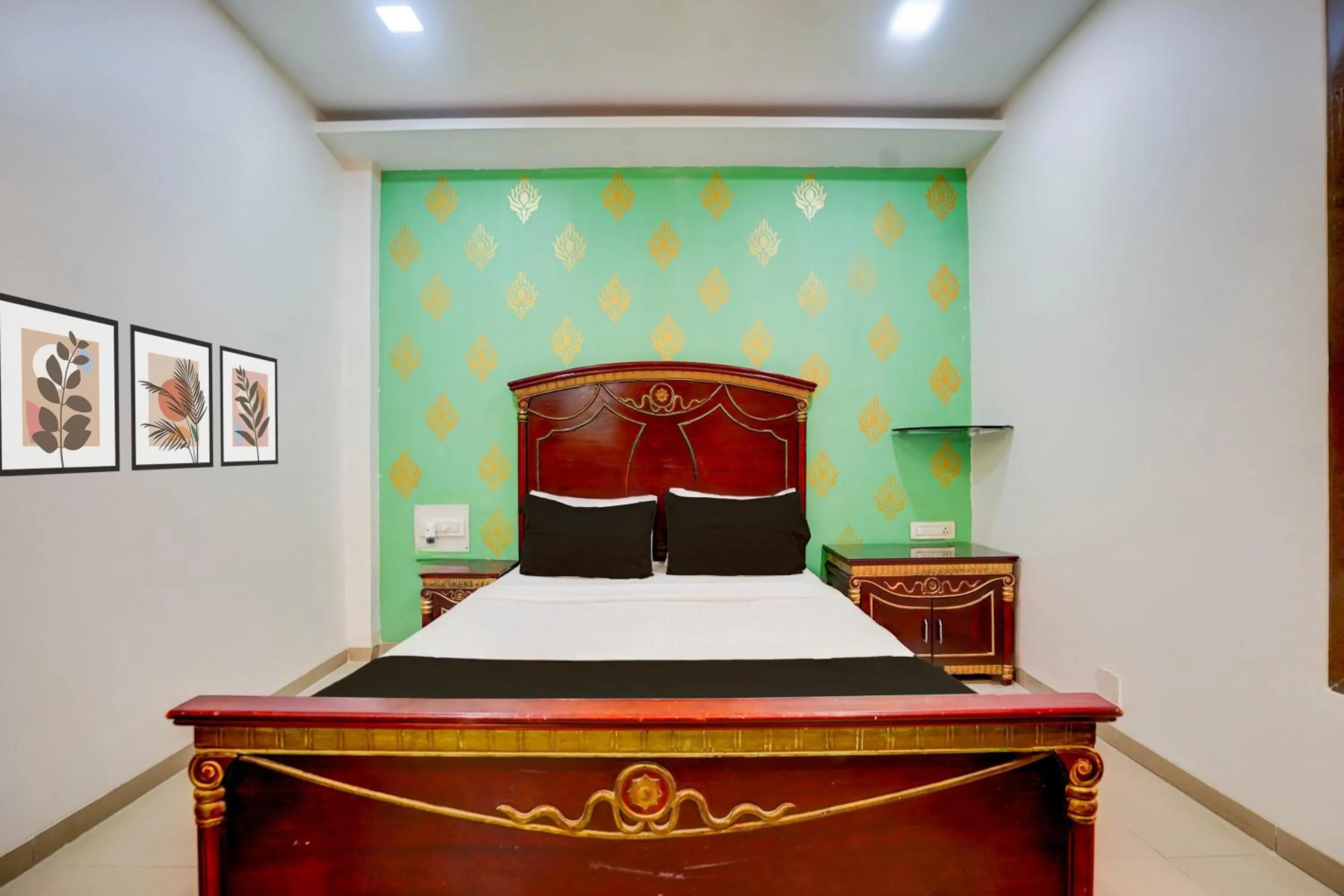 Bedroom in Hotel O Gold Coast