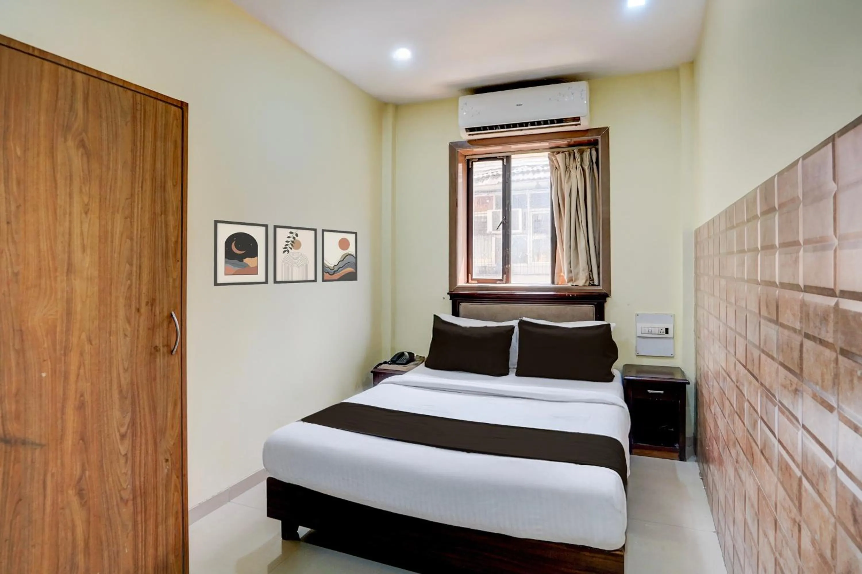 Bedroom in Hotel O Gold Coast