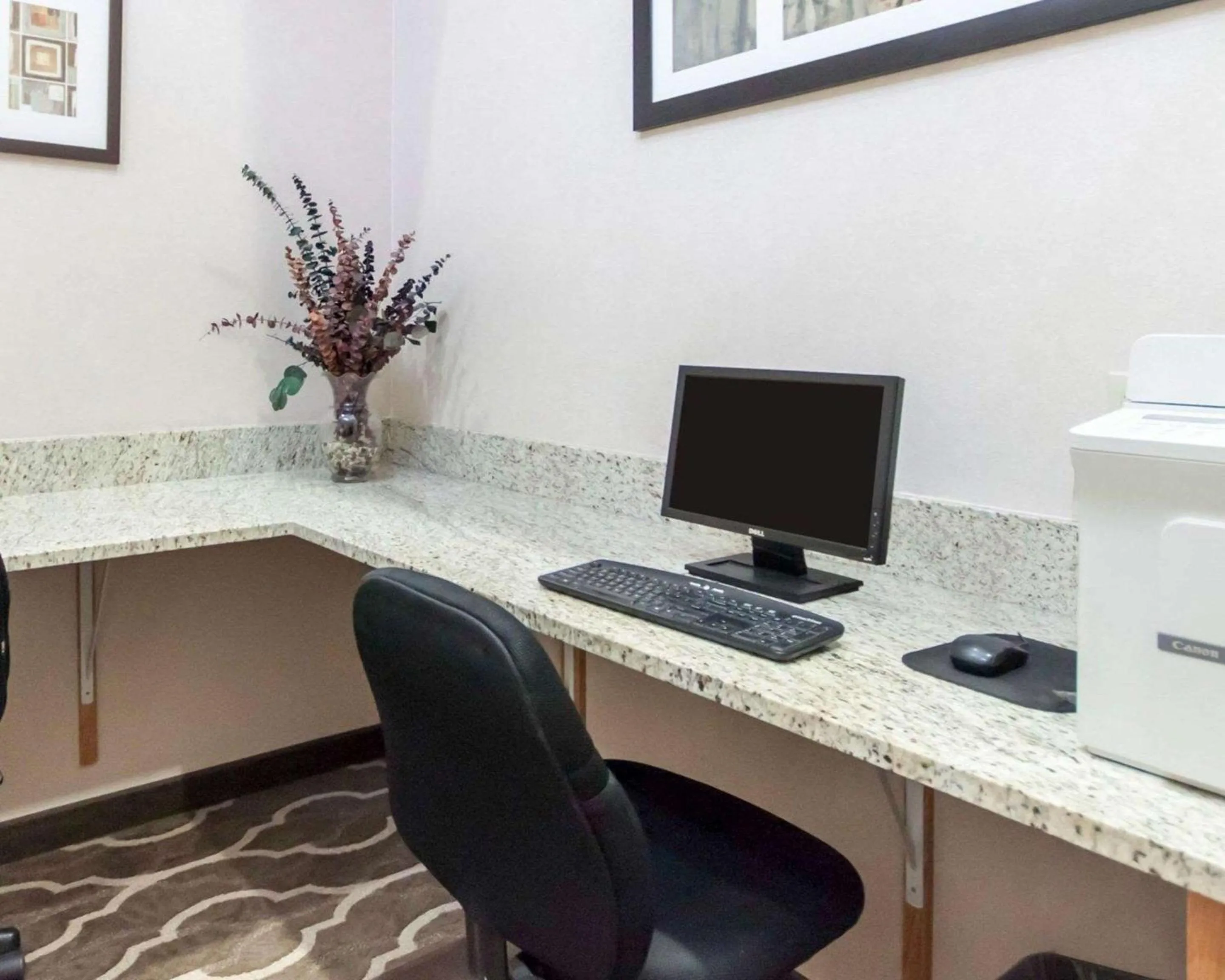 On site in Comfort Suites Airport