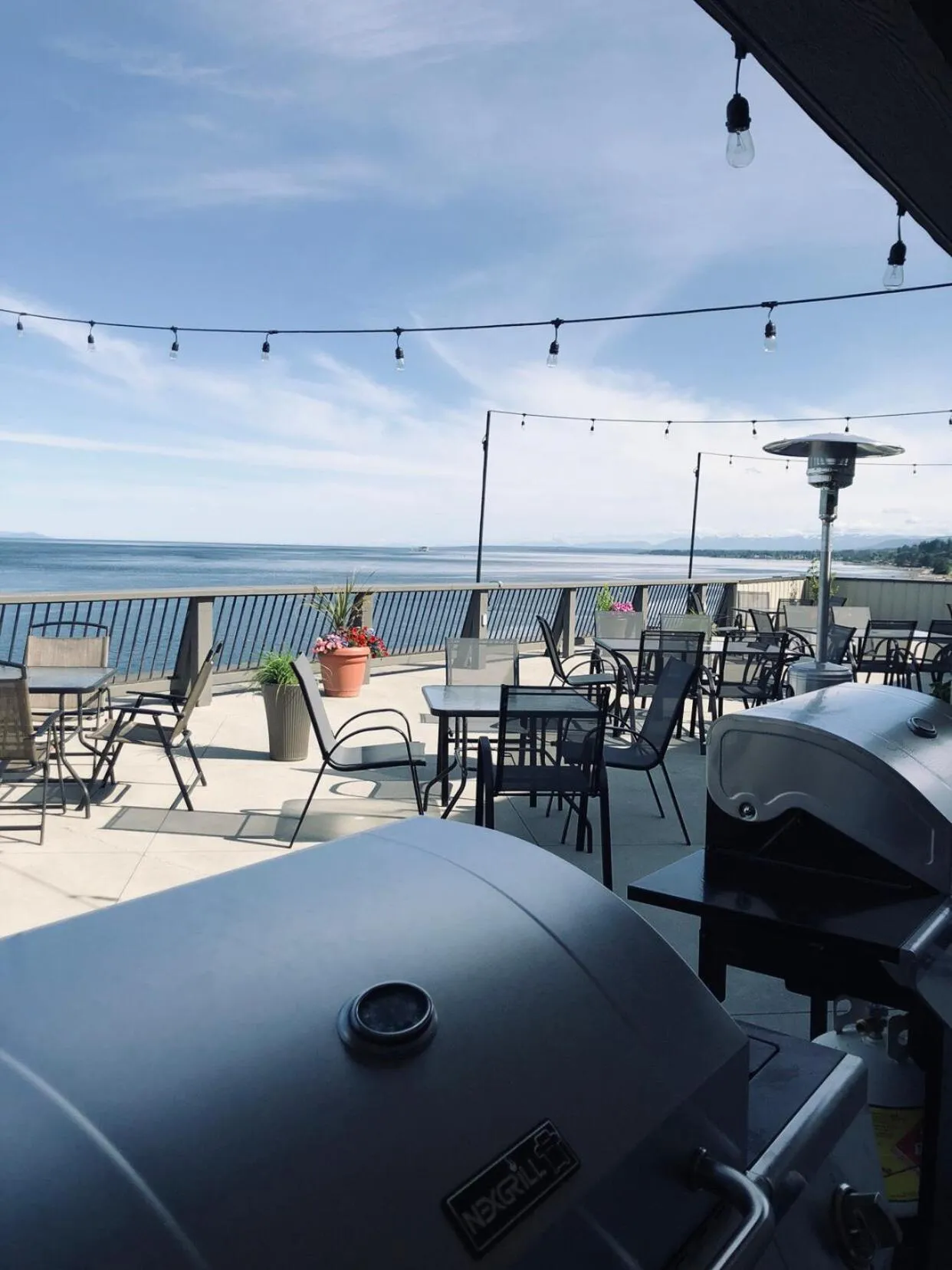 Patio in Anchor Inn and Suites