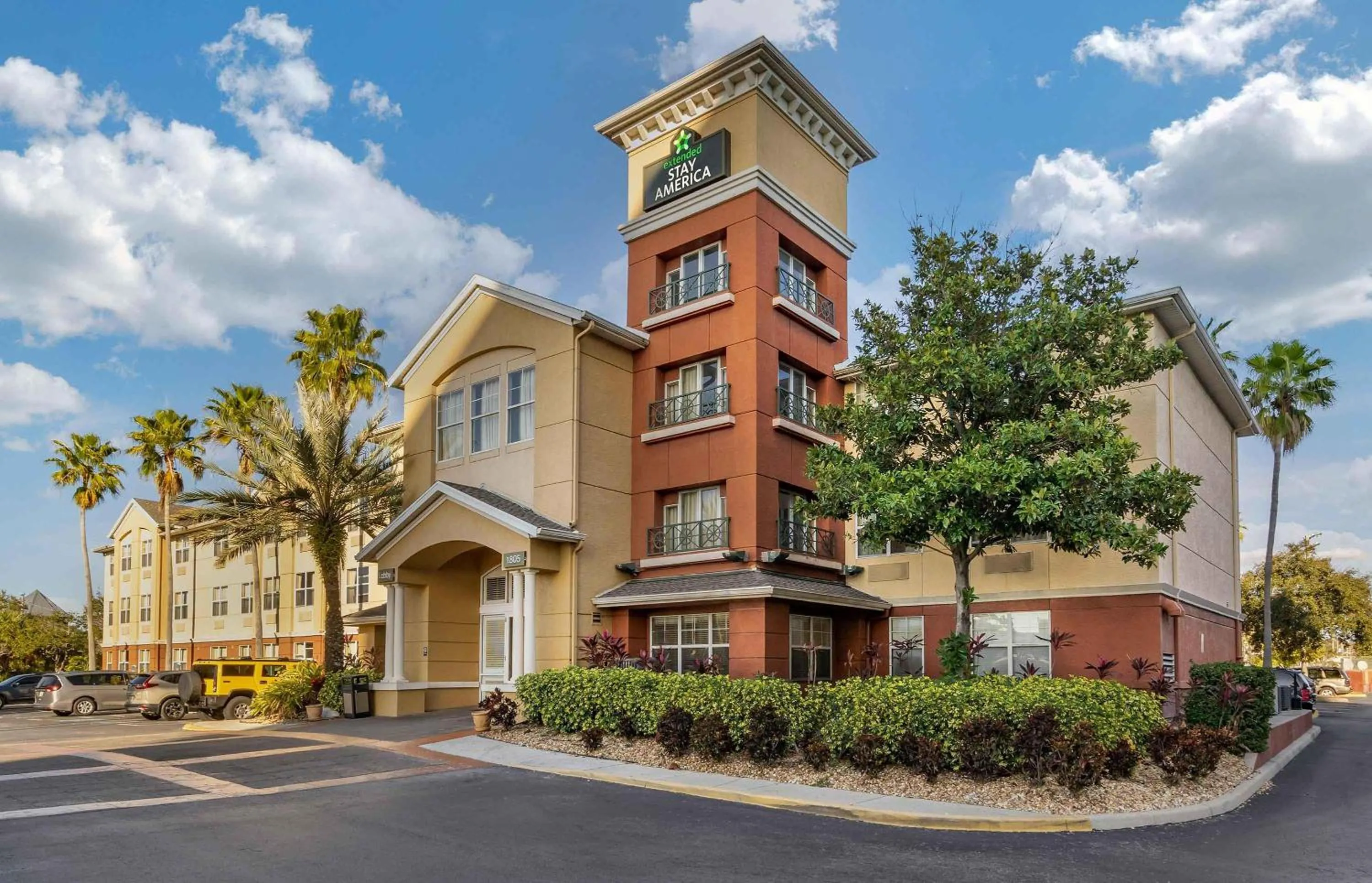 Property building in Extended Stay America Suites - Tampa - Airport - N Westshore Blvd
