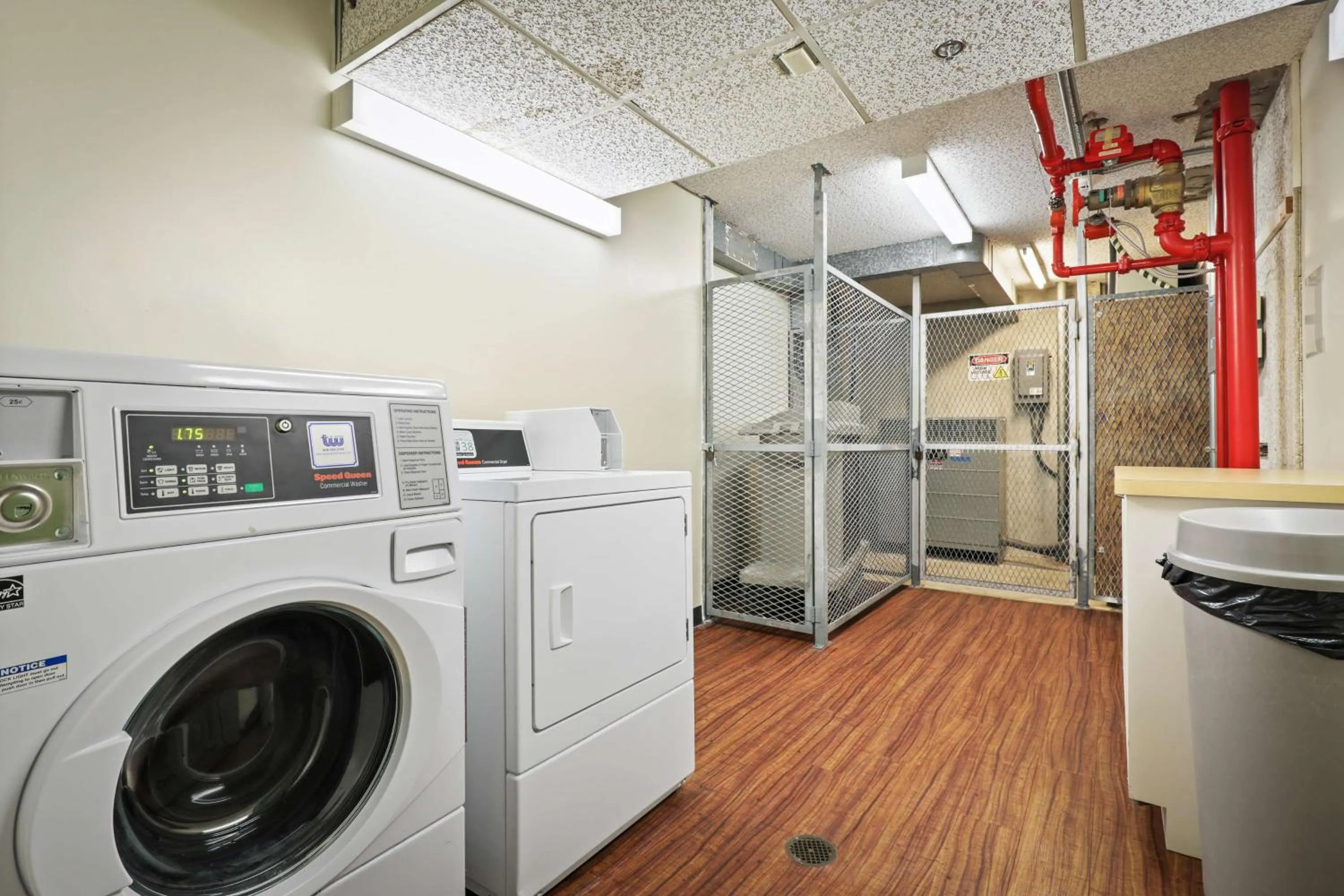 laundry in Aston Waikiki Sunset