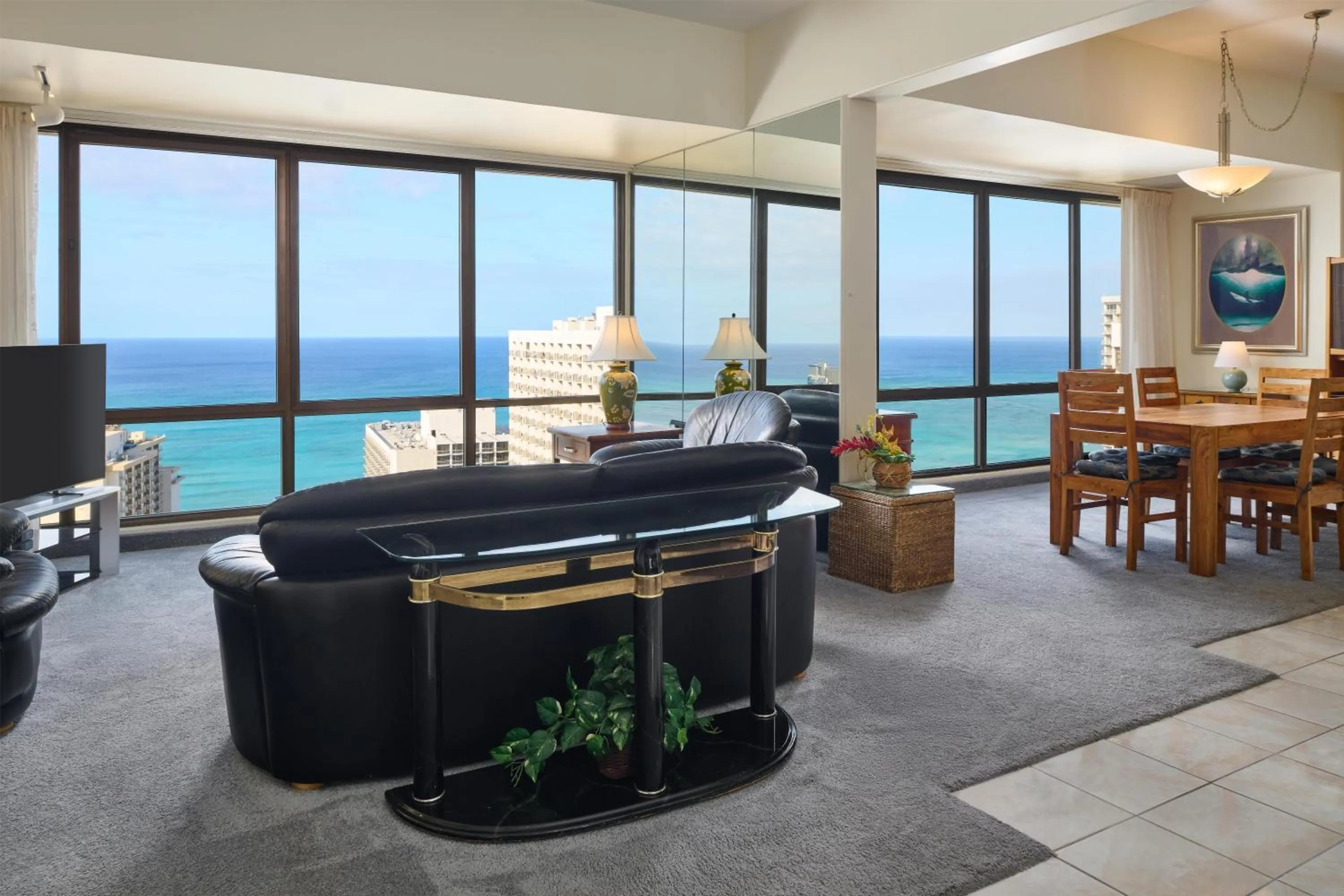 Bedroom in Aston Waikiki Sunset