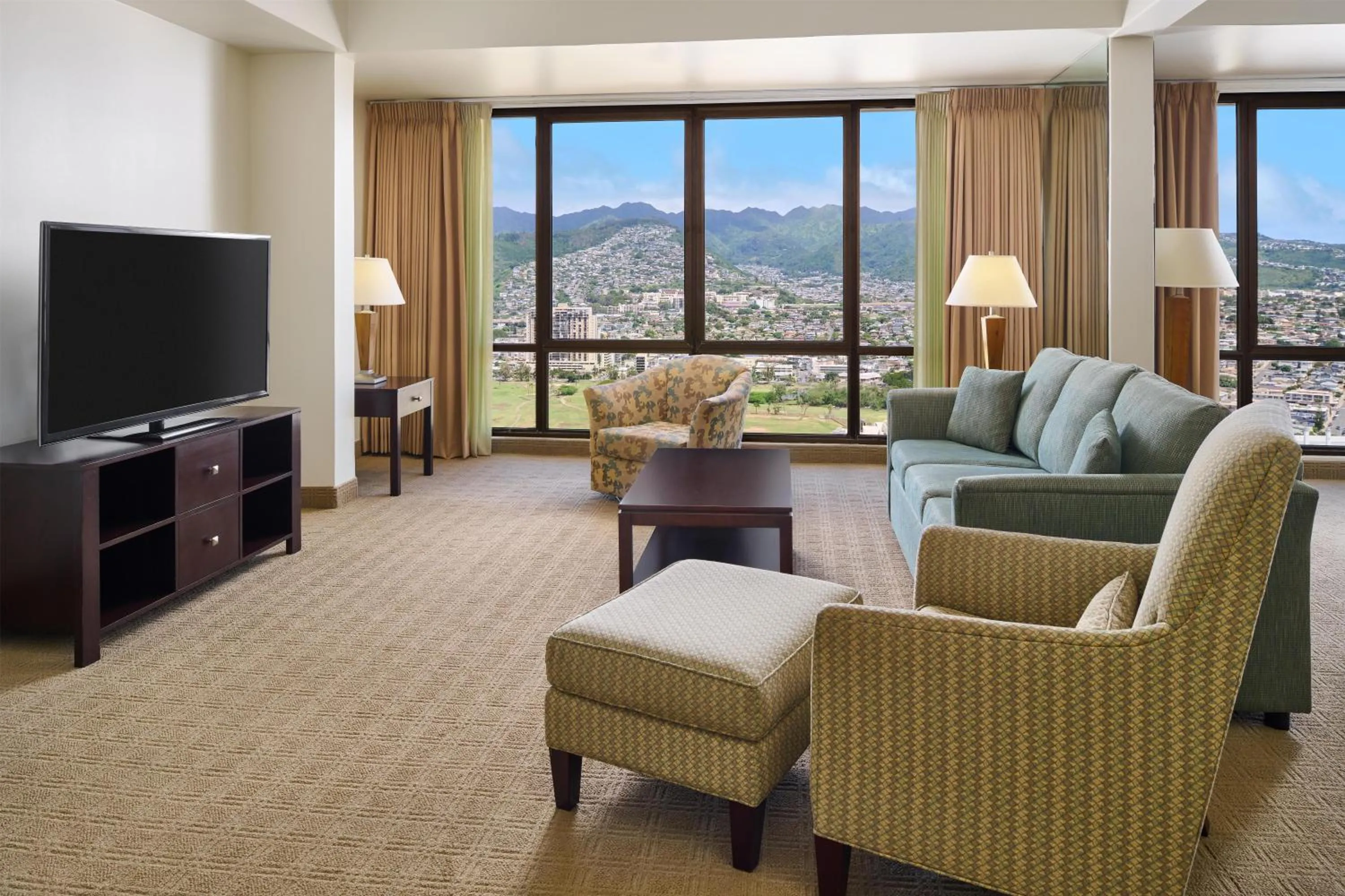 Bedroom in Aston Waikiki Sunset