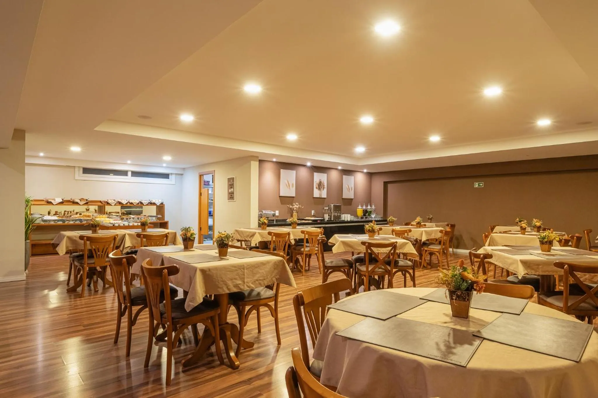 Restaurant/places to eat in Hotel Querência