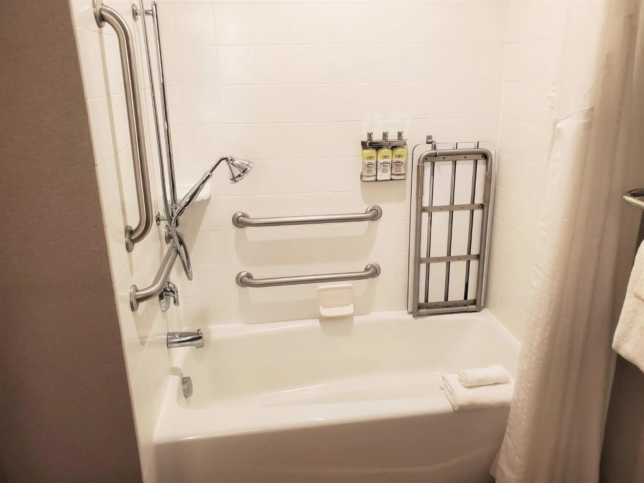 Bedroom in Holiday Inn Express & Suites Cheney by IHG