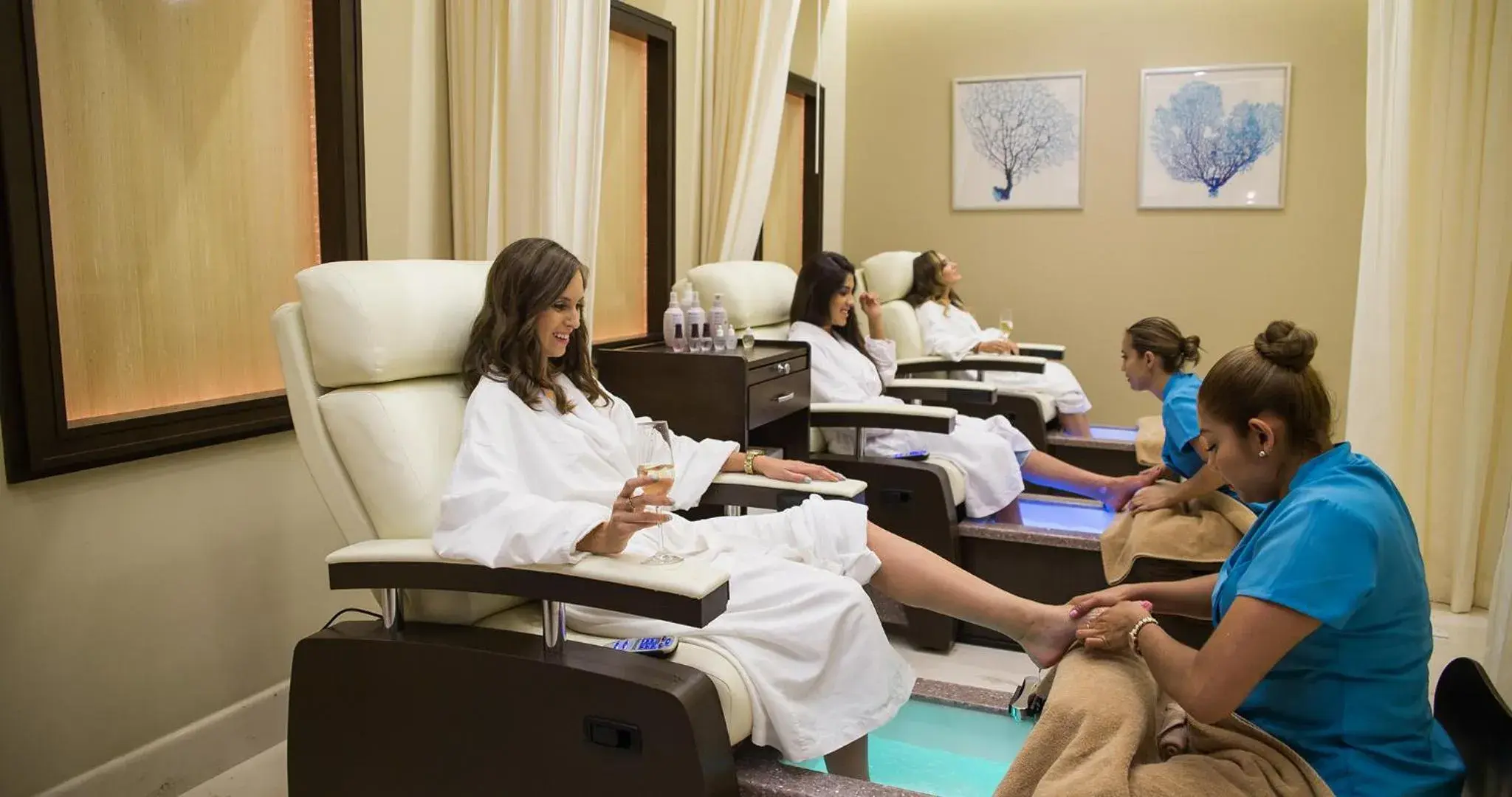 Spa and wellness centre/facilities in Grand Solmar Land's End Resort & Spa Spa and wellness centre/facilities in Grand Solmar Land's End Resort & Spa