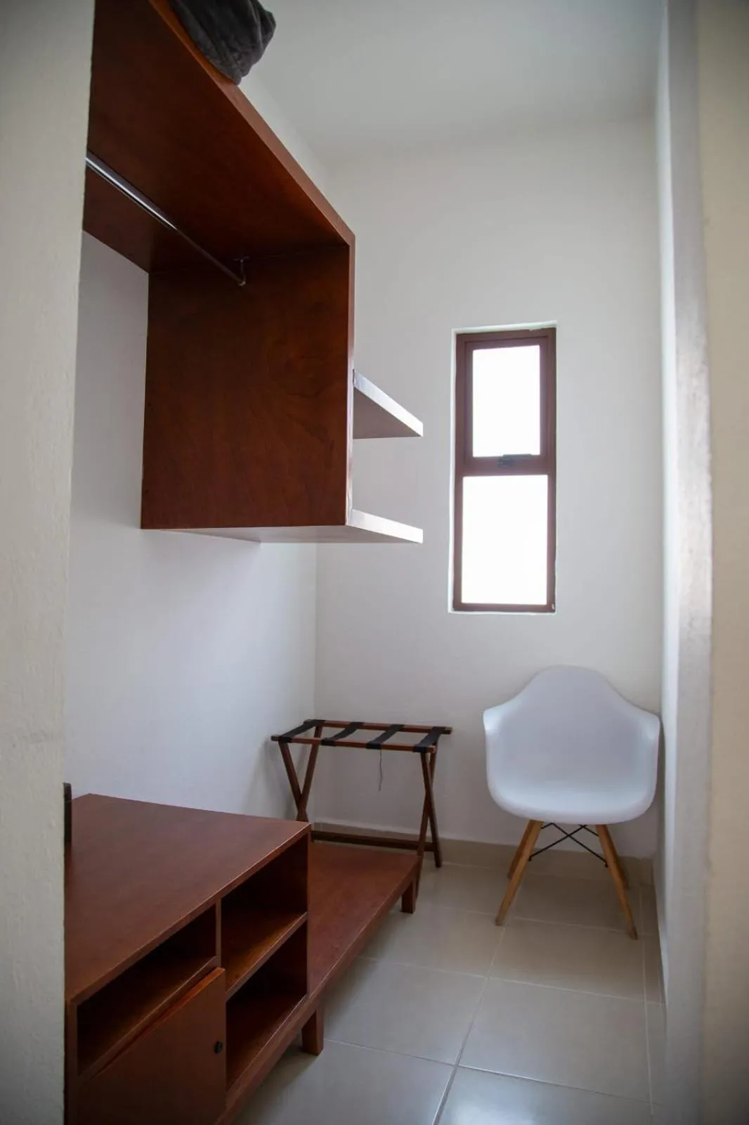 wardrobe in Comala Bed & Breakfast