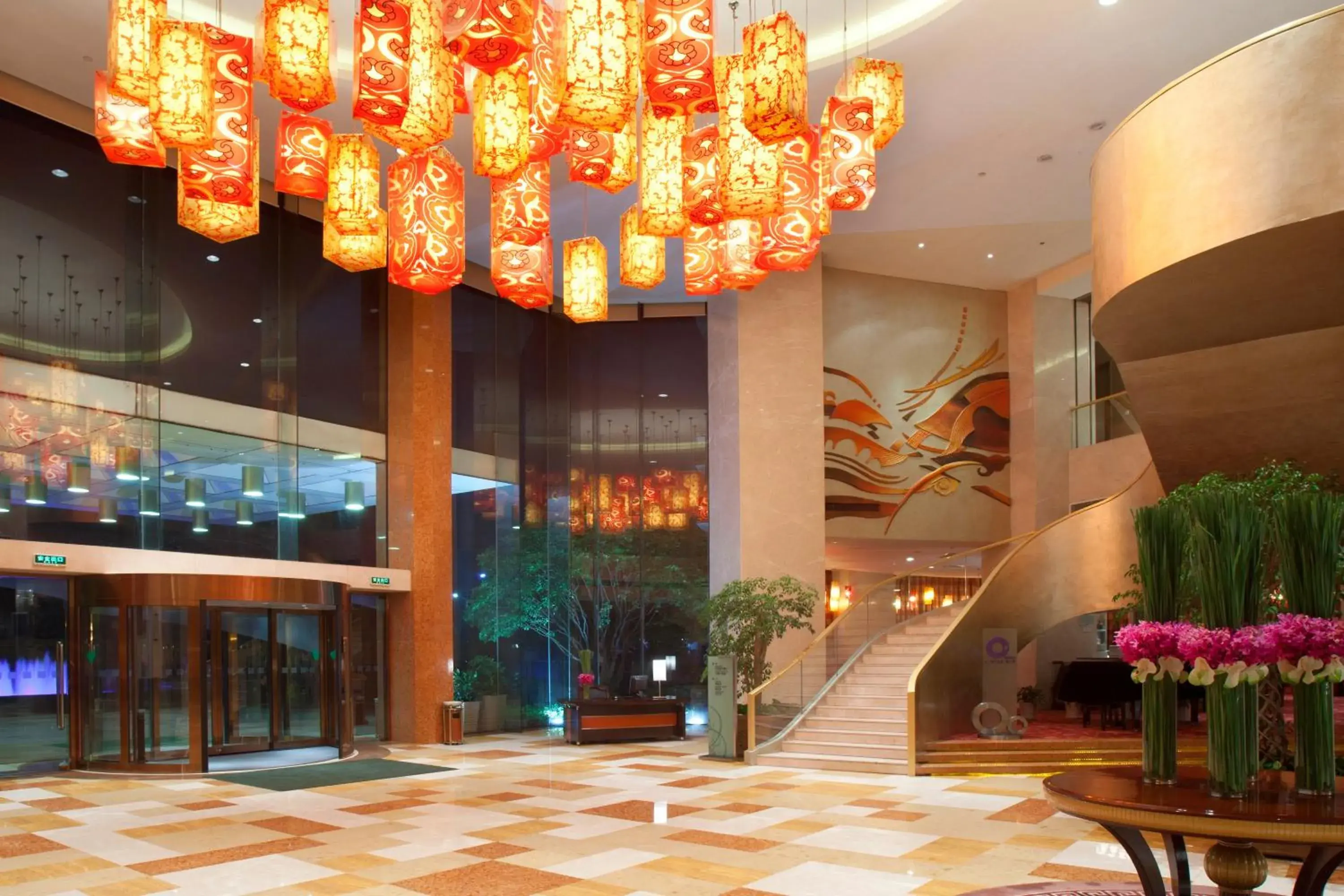 Property building in Holiday Inn Xiaoshan by IHG Property building in Holiday Inn Xiaoshan by IHG