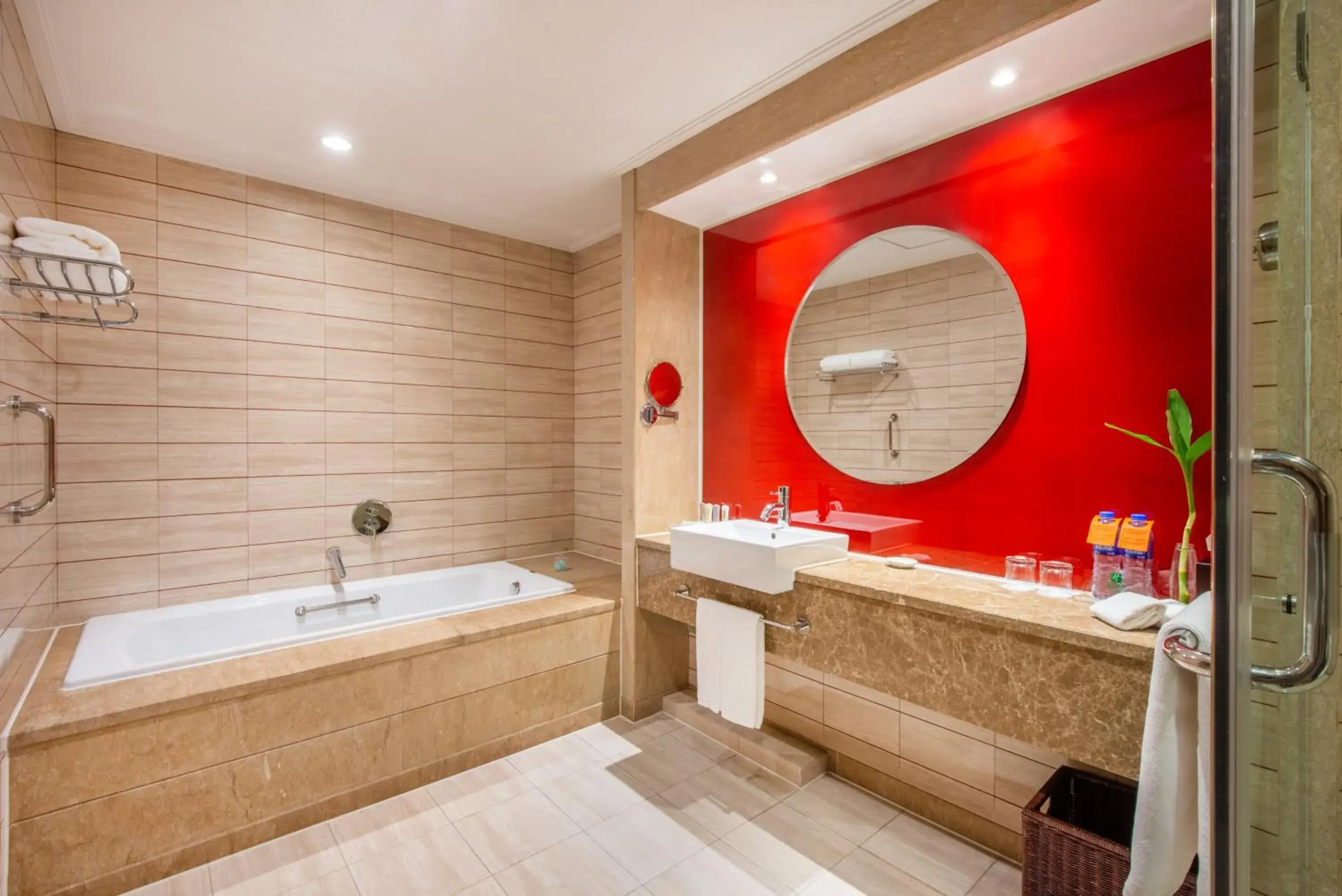 Bathroom in Holiday Inn Xiaoshan by IHG Bathroom in Holiday Inn Xiaoshan by IHG
