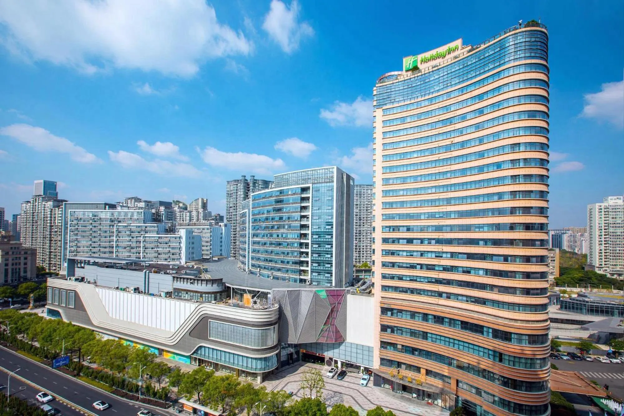 Property building in Holiday Inn Xiaoshan by IHG