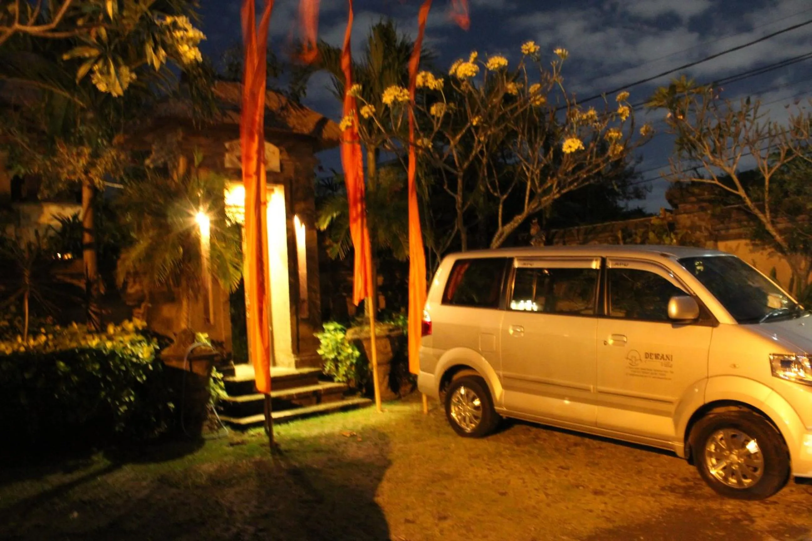Parking in Dewani Villa Resort