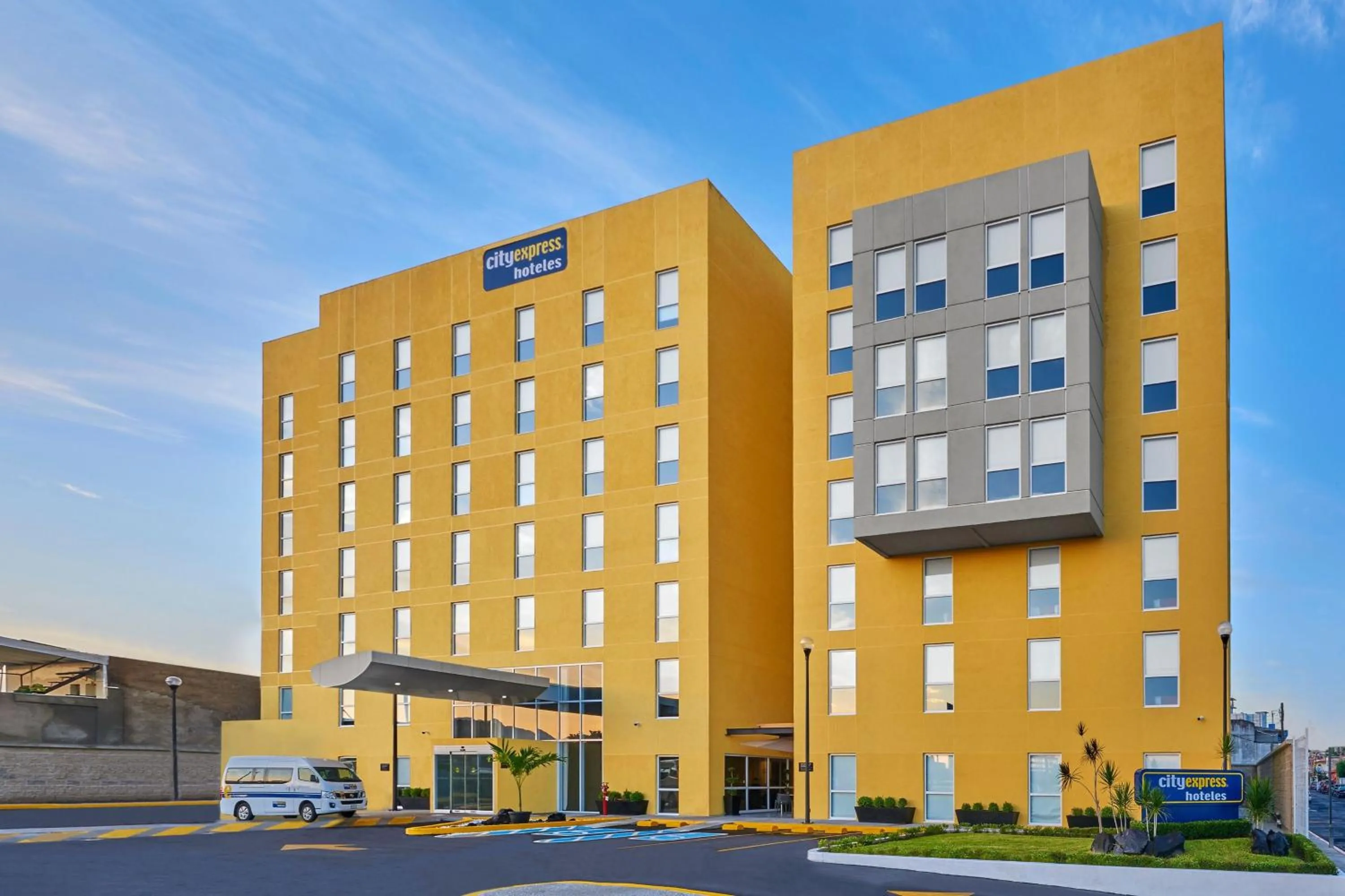 Property building in City Express by Marriott Tepic