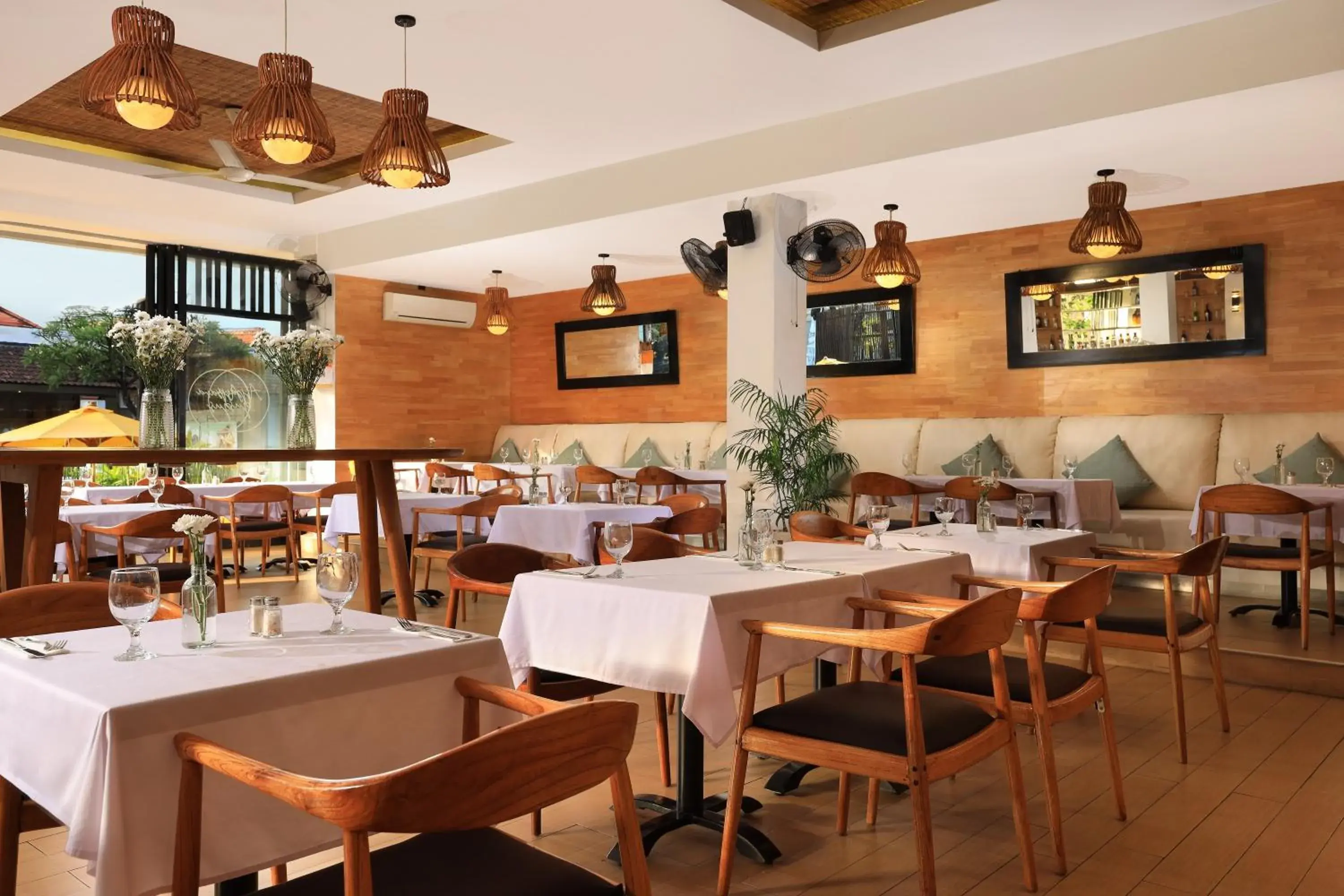 Restaurant/places to eat in Amadea Resort & Villas Seminyak Bali Restaurant/places to eat in Amadea Resort & Villas Seminyak Bali