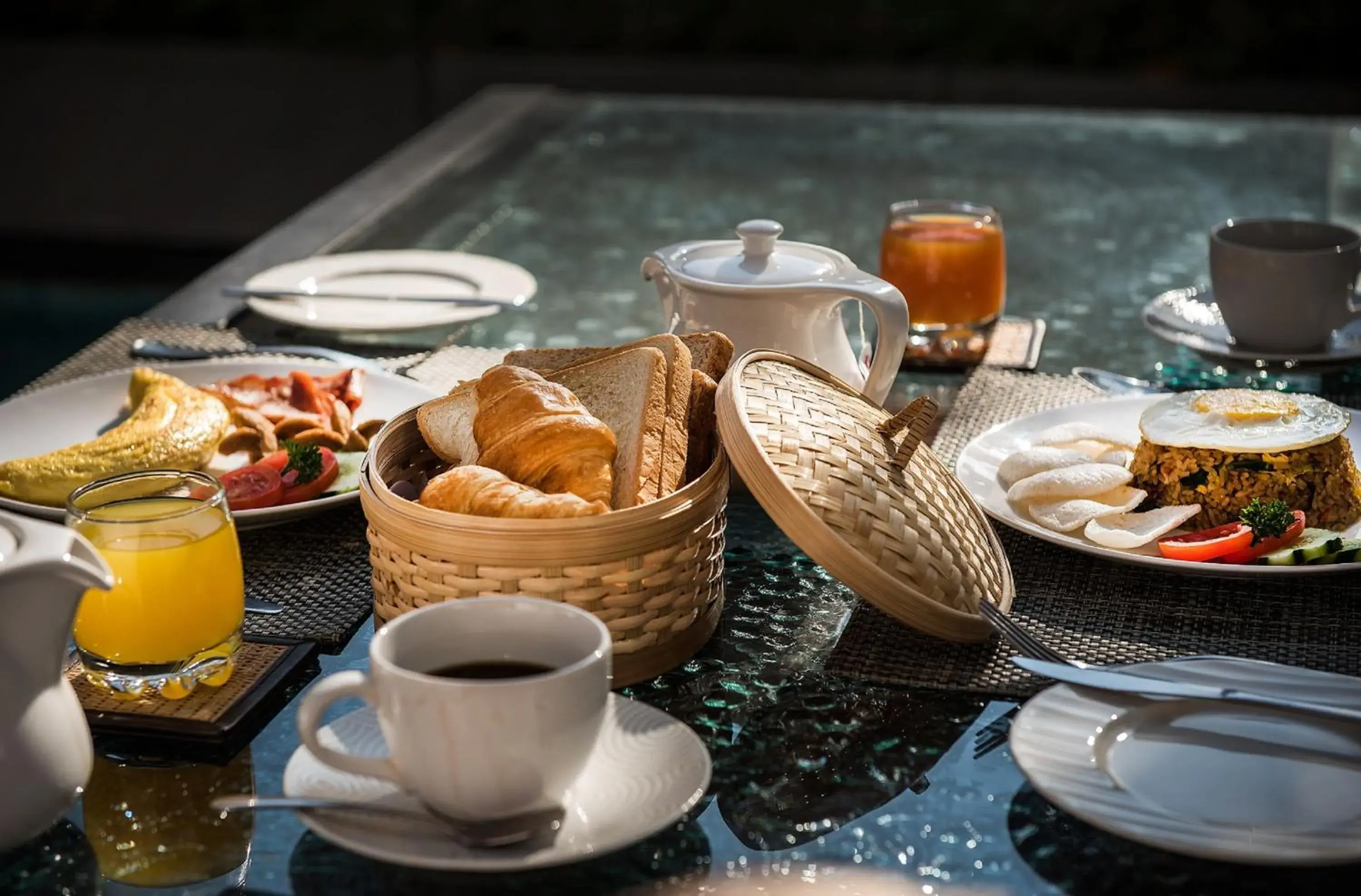 Food and drinks in The Tukad Villa Food and drinks in The Tukad Villa