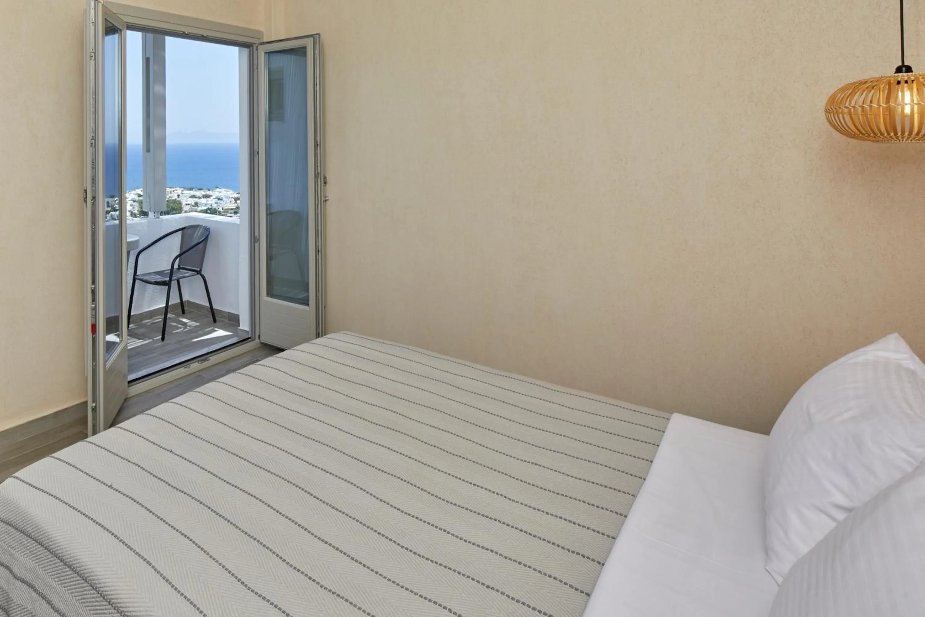 Bed in Acropole Sunrise