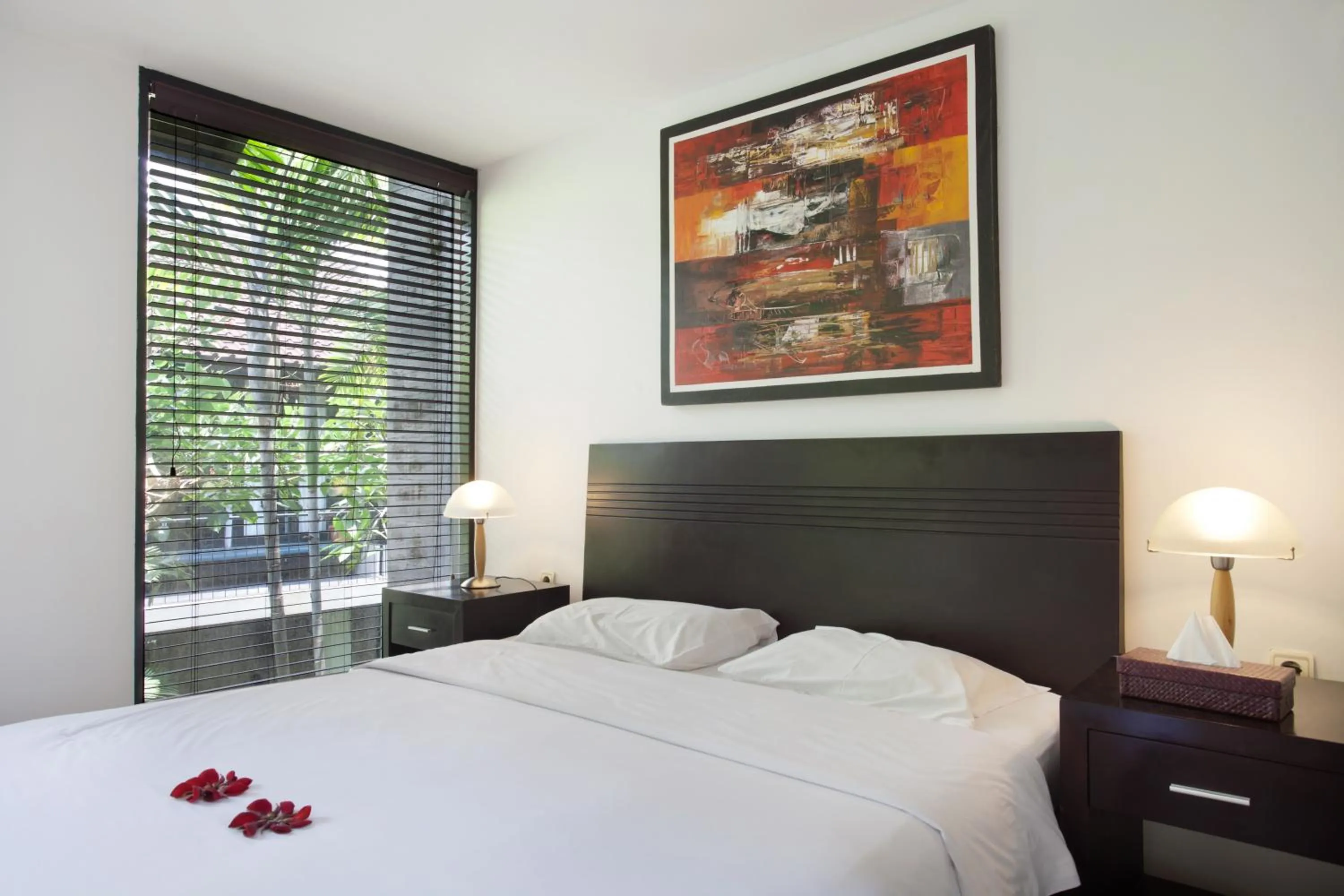 Bed in S'cape Condotel