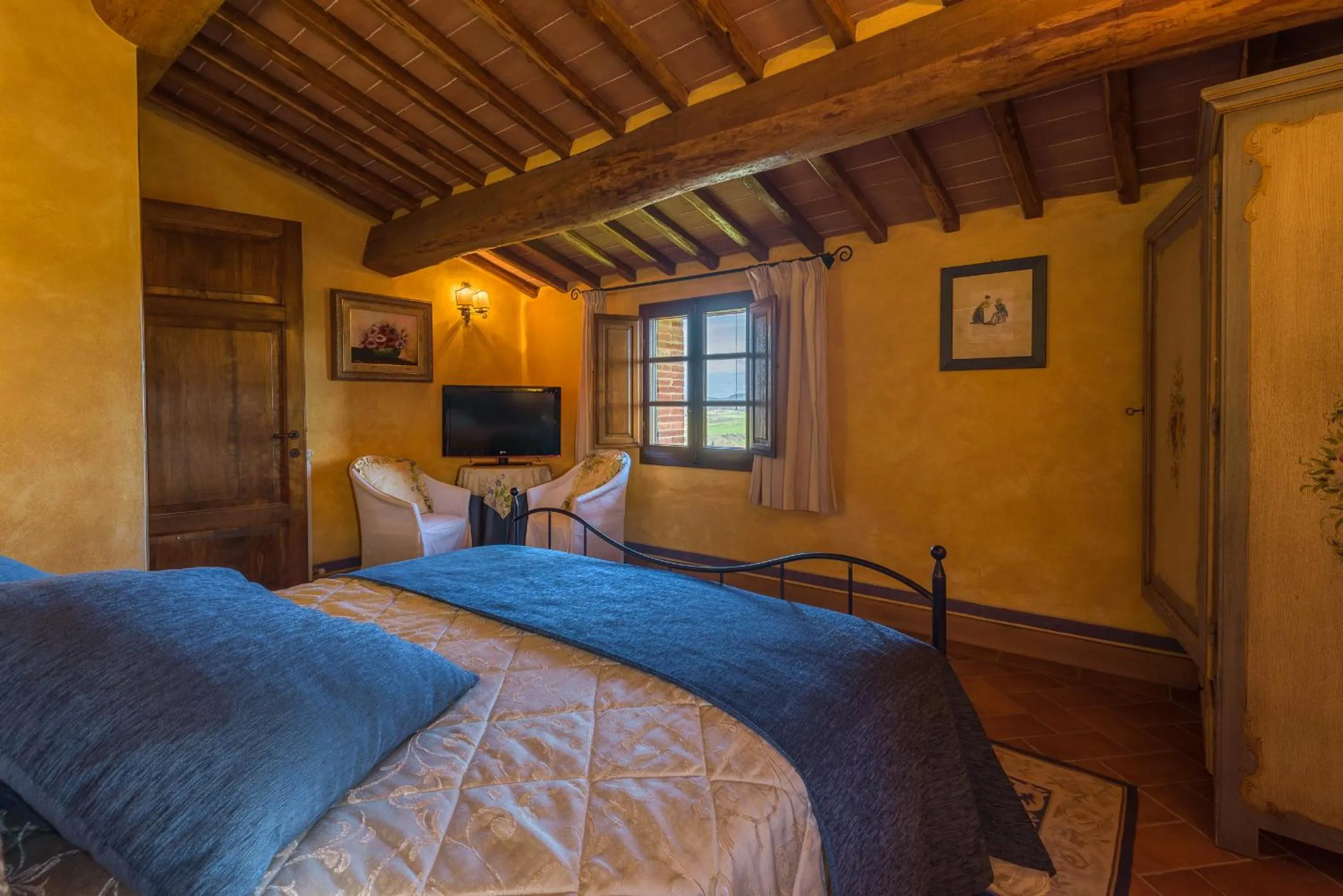 Photo of the whole room, Bed in Agriturismo Il Macchione