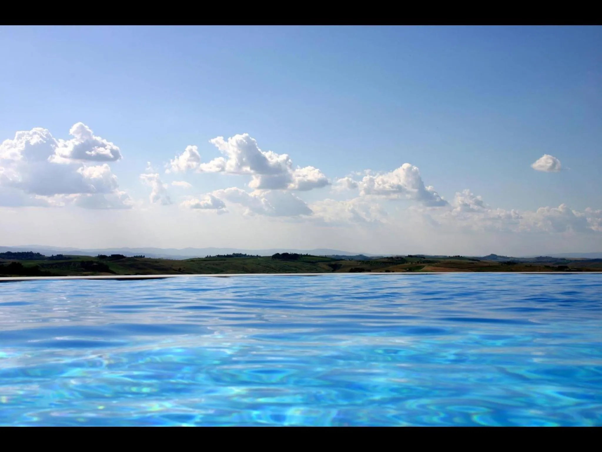 Pool view in Agriturismo Il Macchione