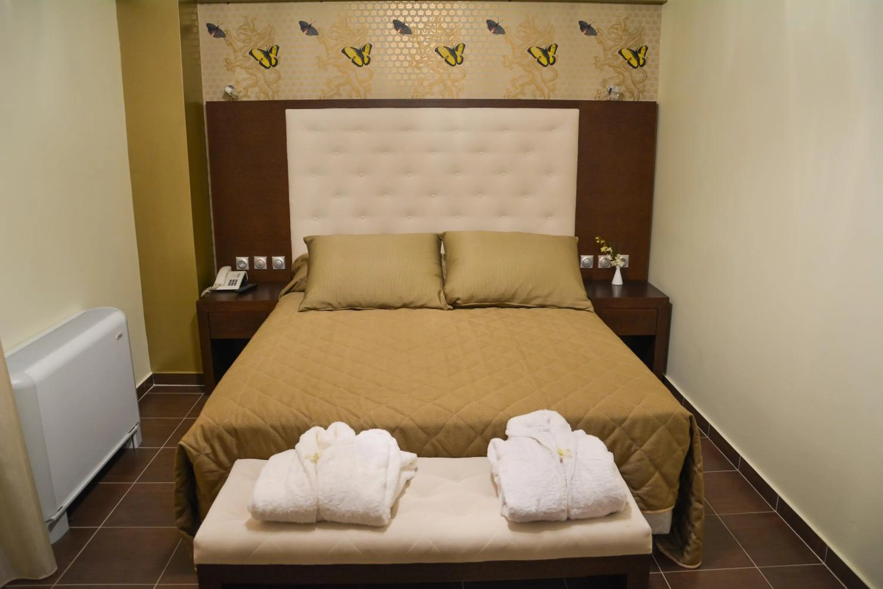 Bedroom, Bed in Thermios Apollon