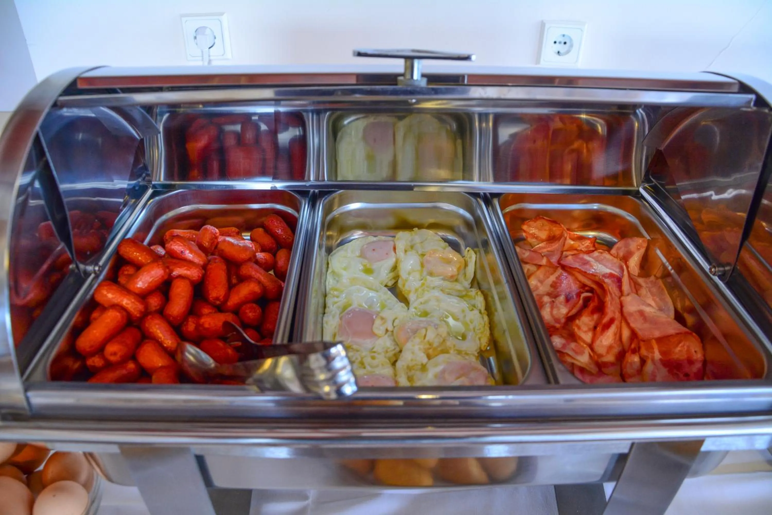 Breakfast in Thermios Apollon