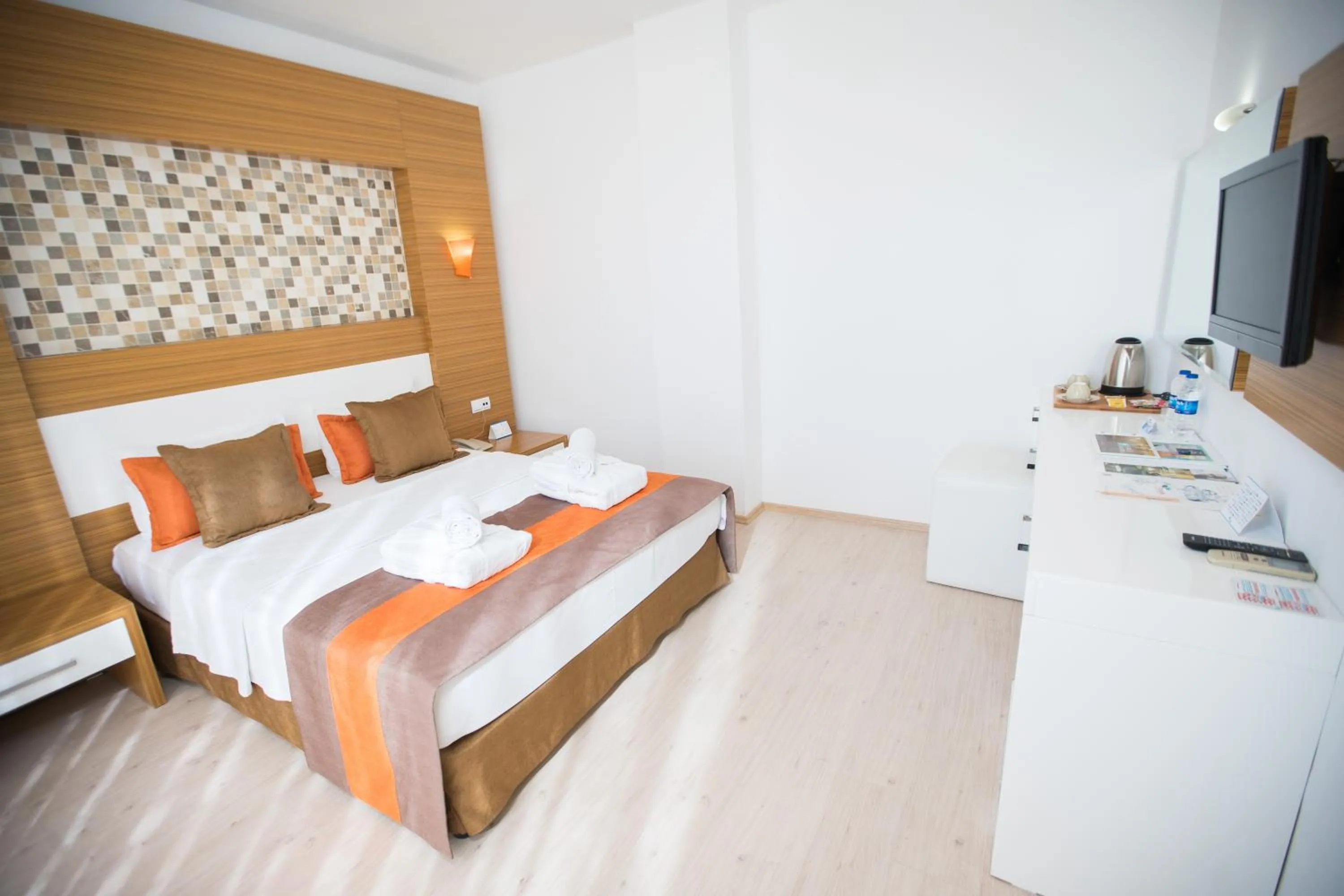 Bedroom, Bed in Afyon Orucoglu Thermal Resort