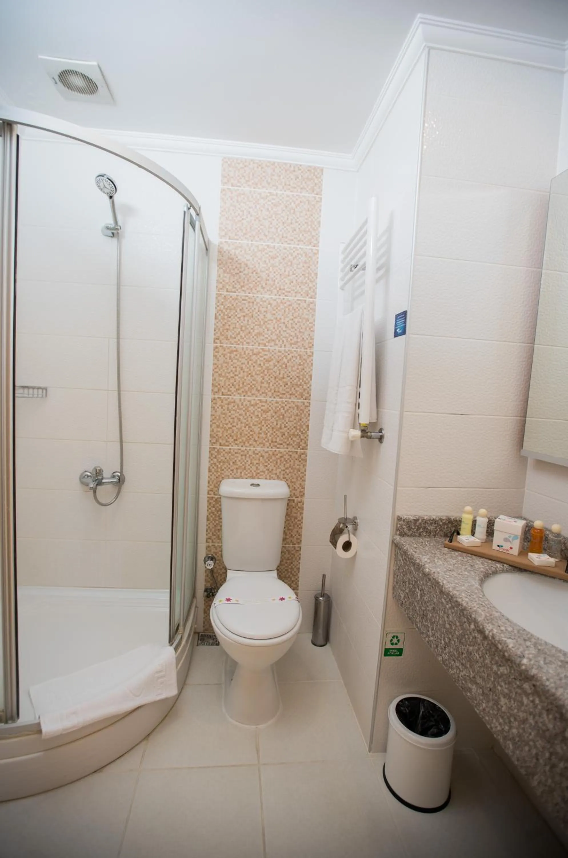 Bathroom in Afyon Orucoglu Thermal Resort