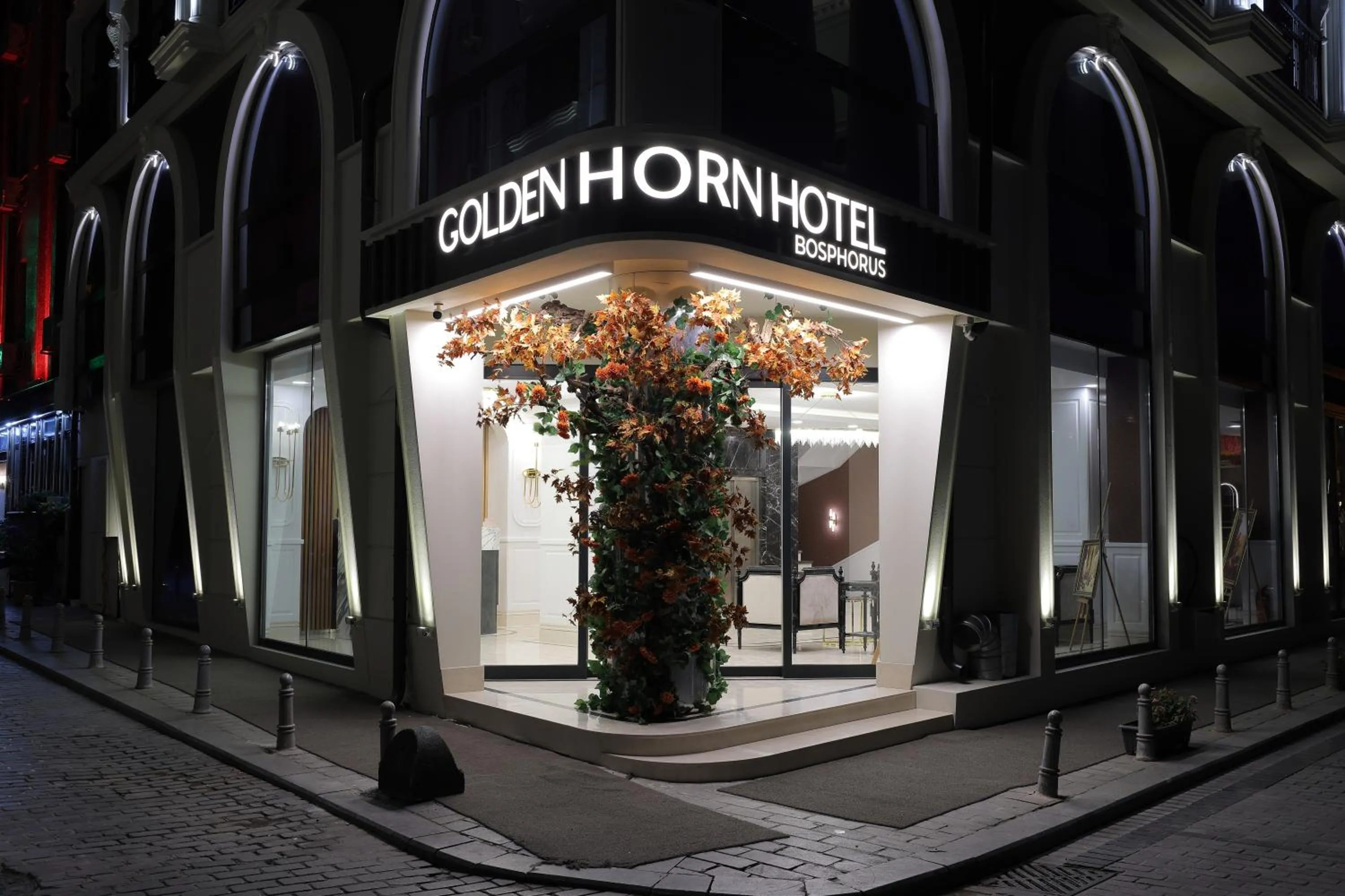 Facade/entrance in Golden Horn Bosphorus Hotel