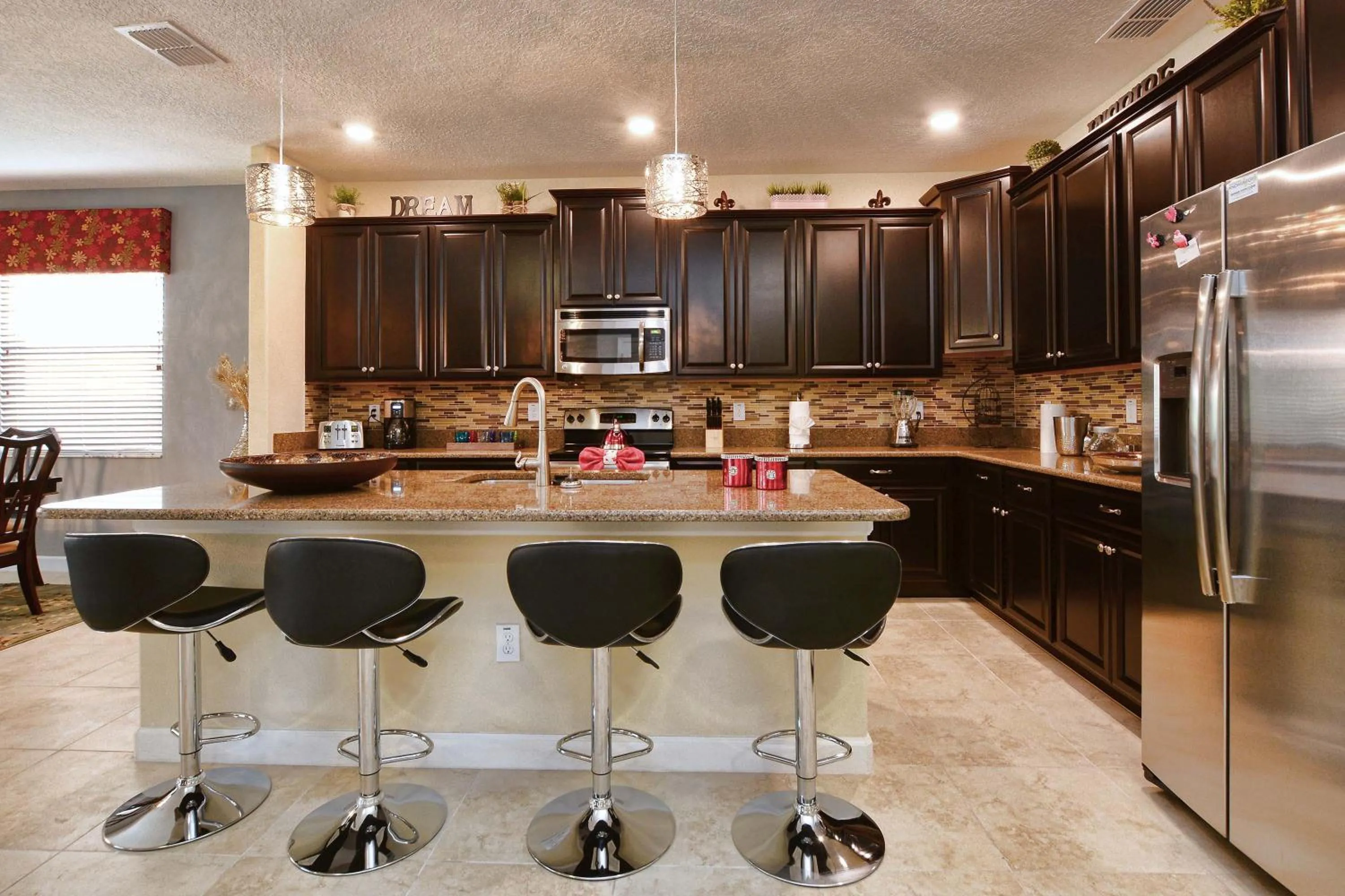 Kitchen or kitchenette in DISNEY area Luxurious House-Private Pool