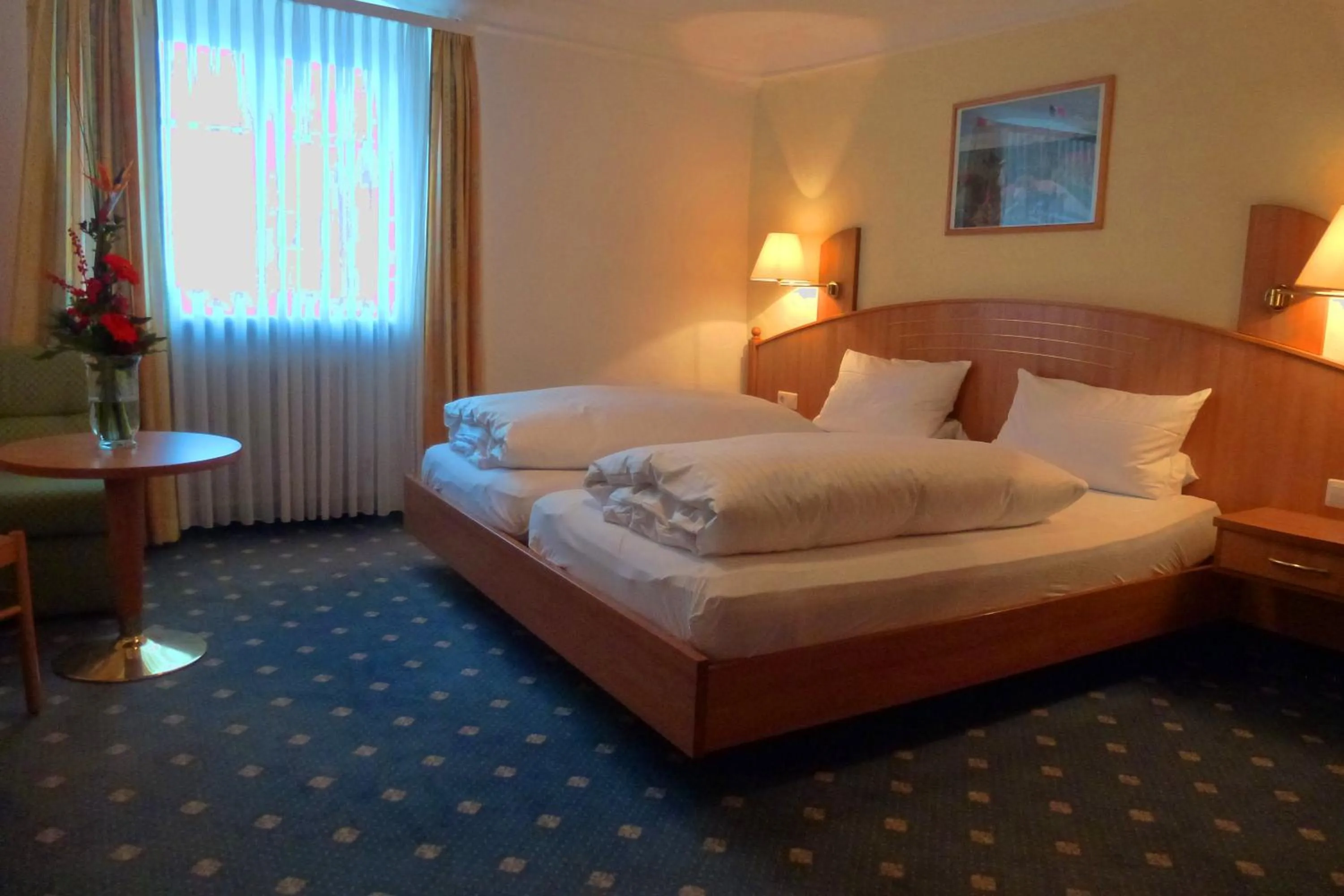 Photo of the whole room, Bed in Hotel Möve garni