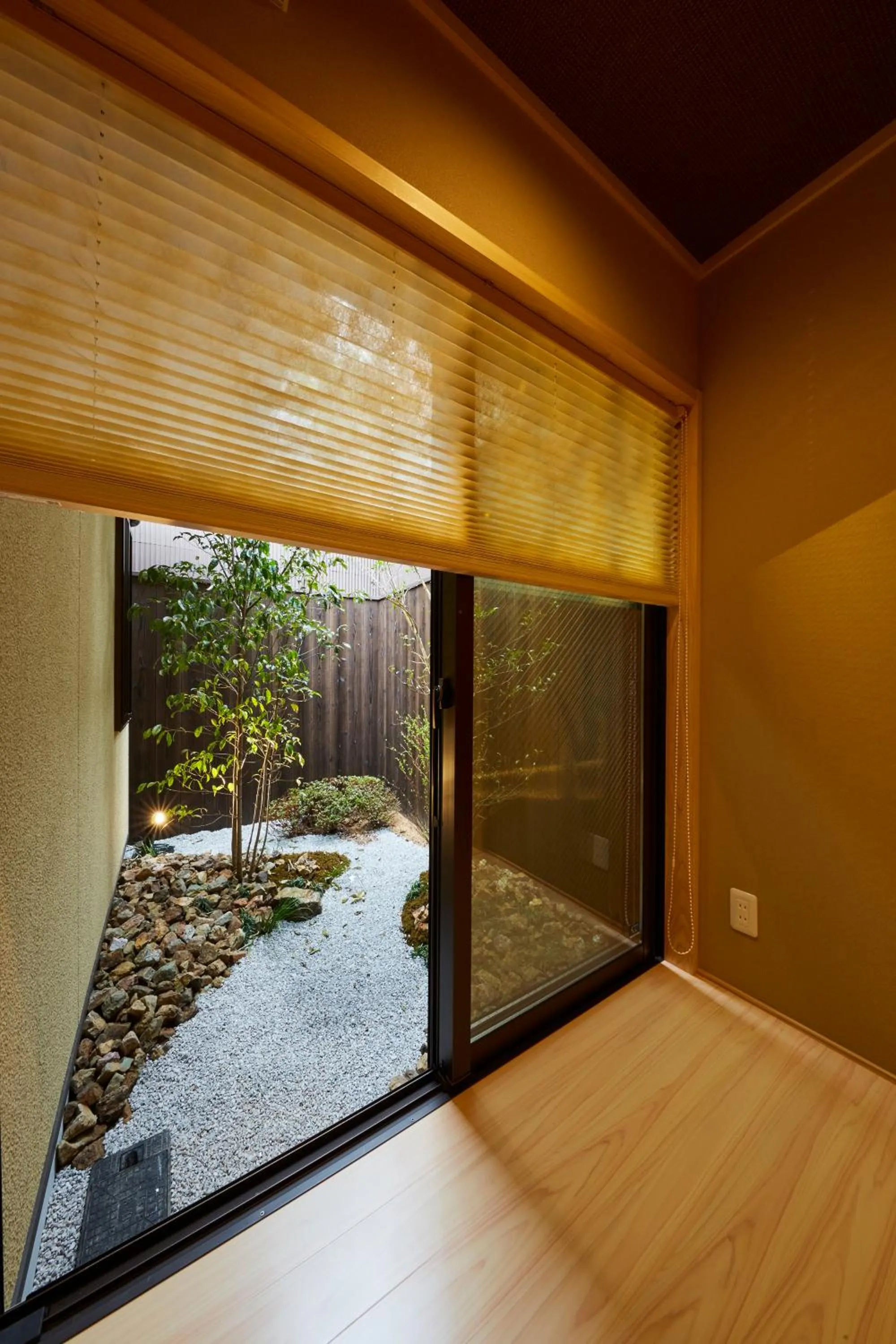 Garden in Rinn Miyagawacho Tsubaki