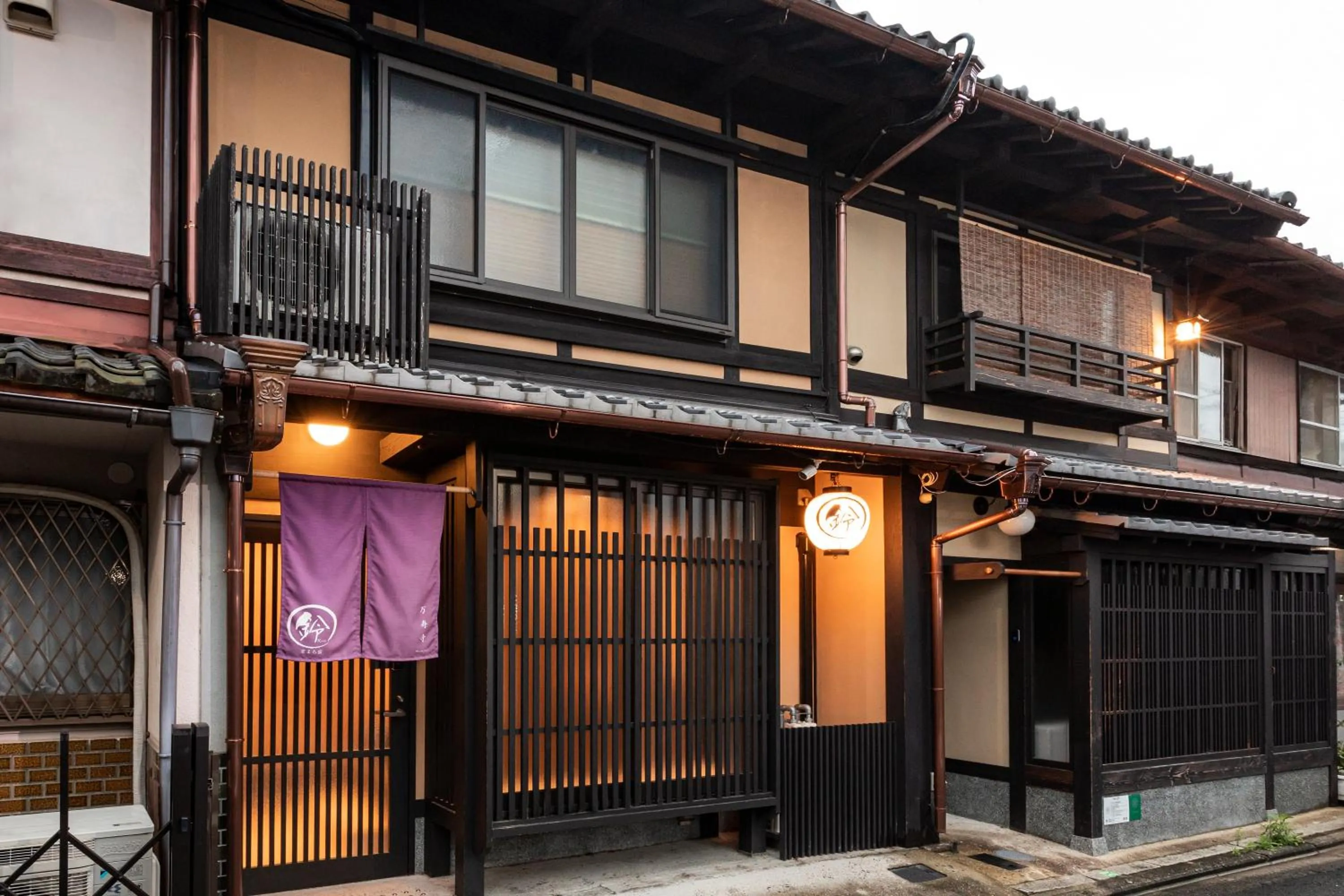 Property building in Rinn Manjuji