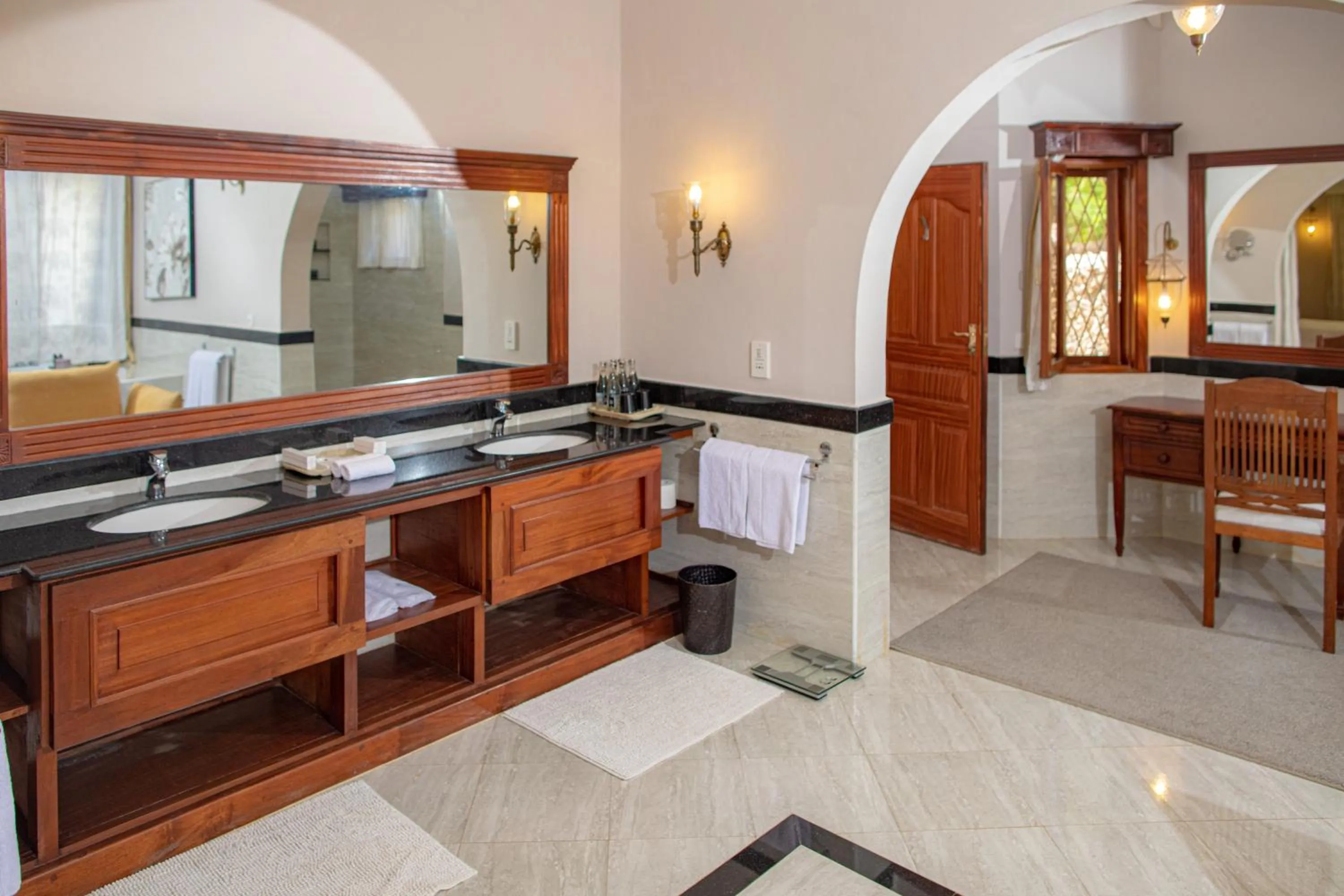 Bathroom in Ocean Beach Resort & SPA