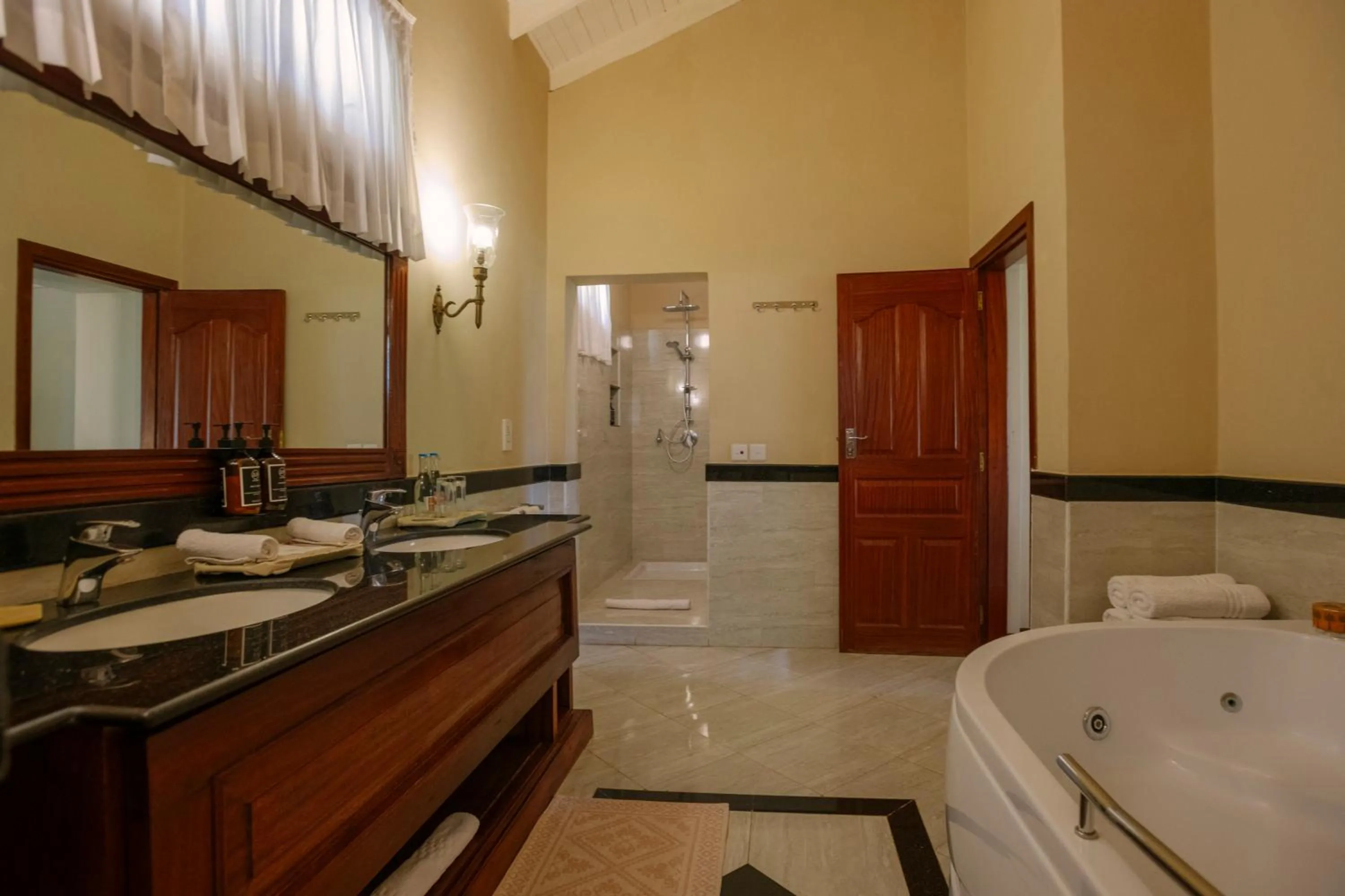 Bathroom in Ocean Beach Resort & SPA