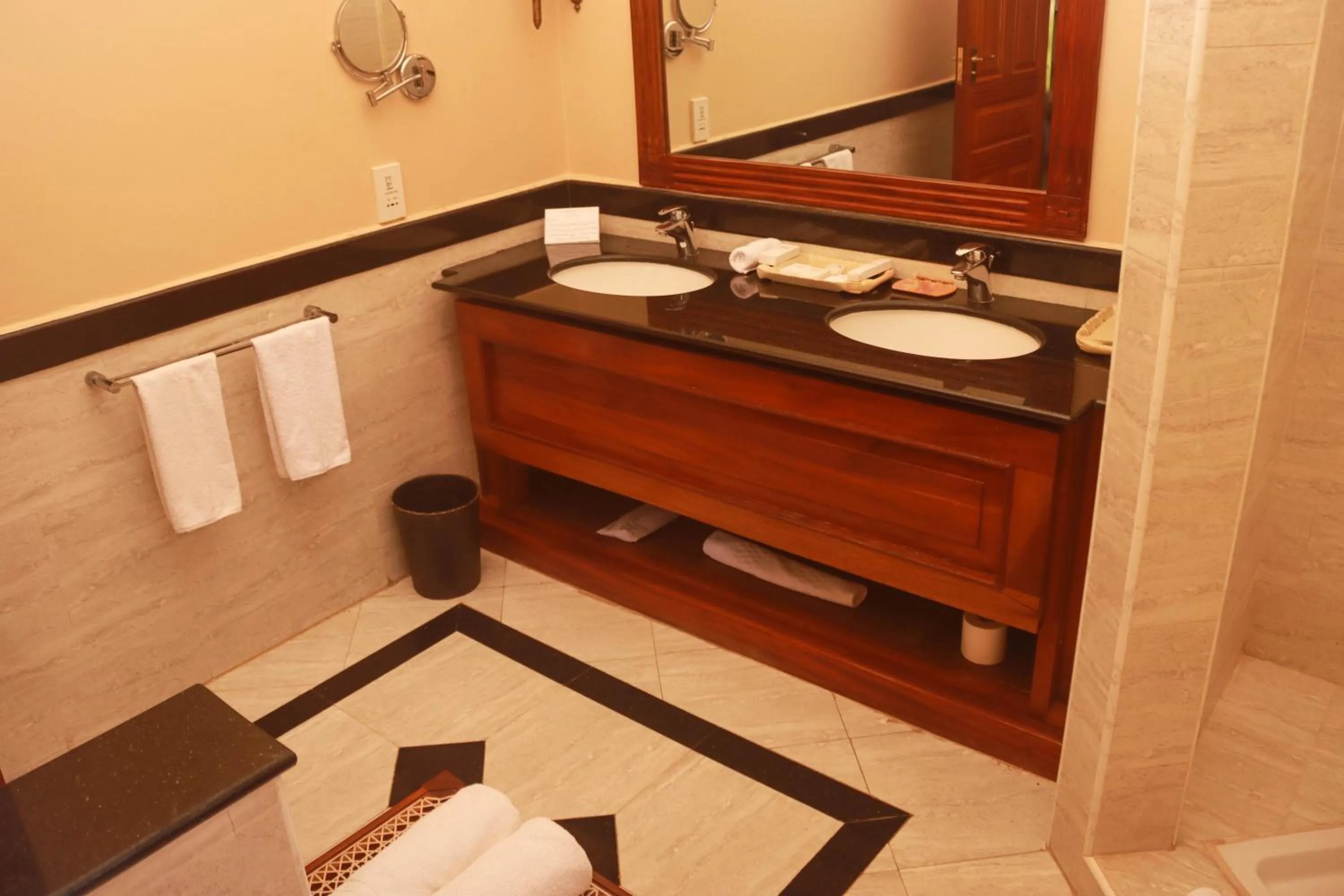 Bathroom in Ocean Beach Resort & SPA