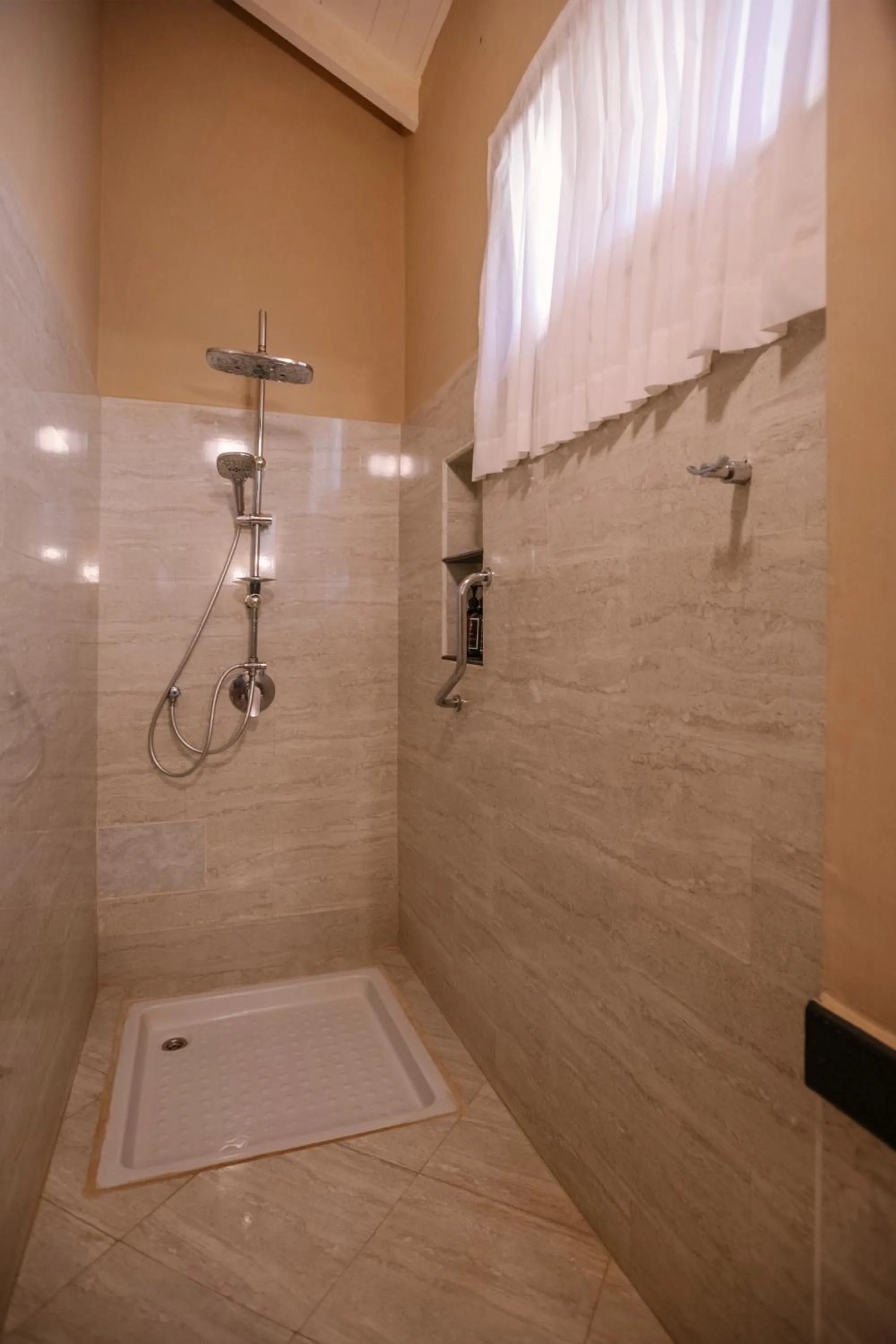 Shower in Ocean Beach Resort & SPA