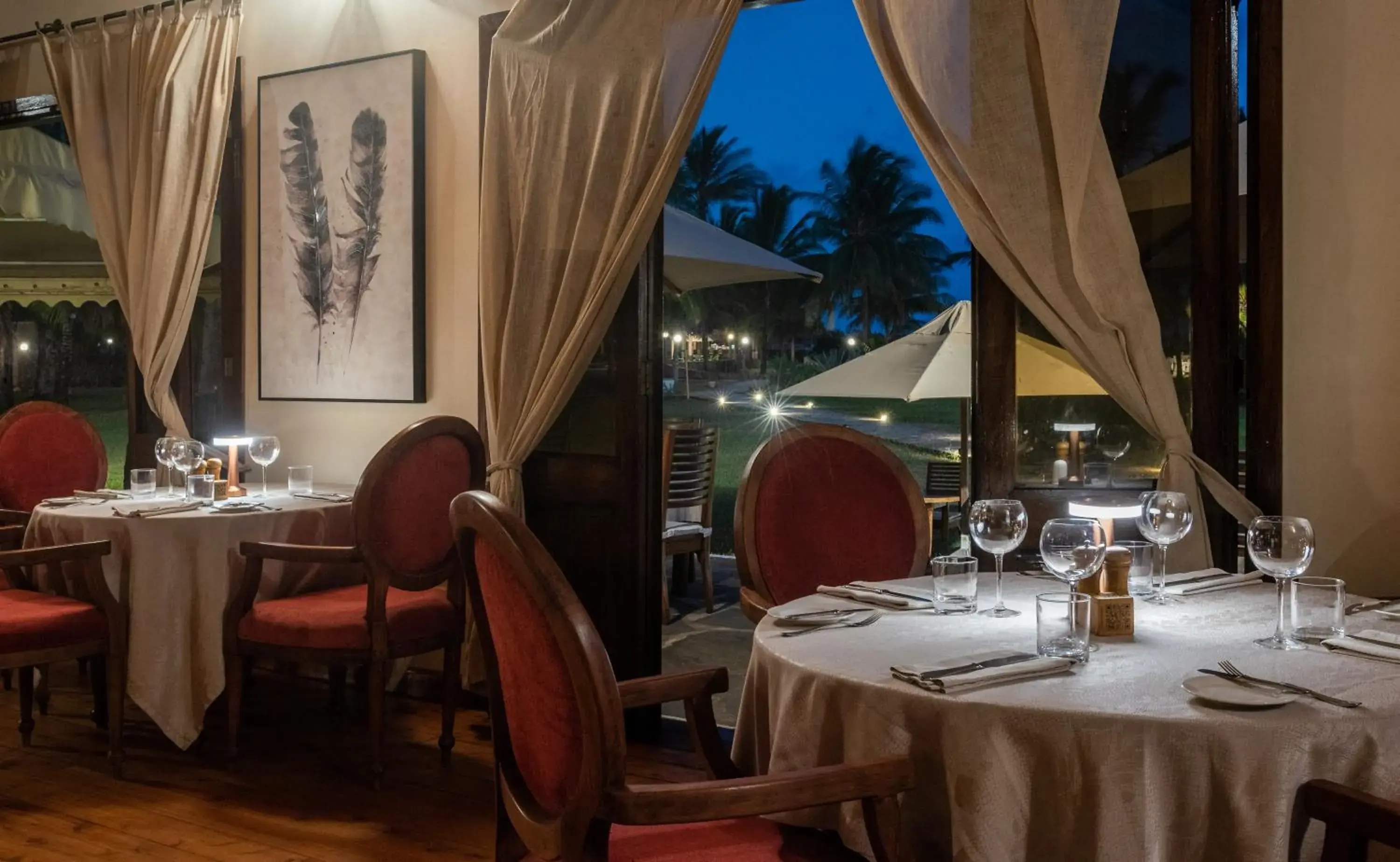 Restaurant/places to eat in Ocean Beach Resort & SPA Restaurant/places to eat in Ocean Beach Resort & SPA