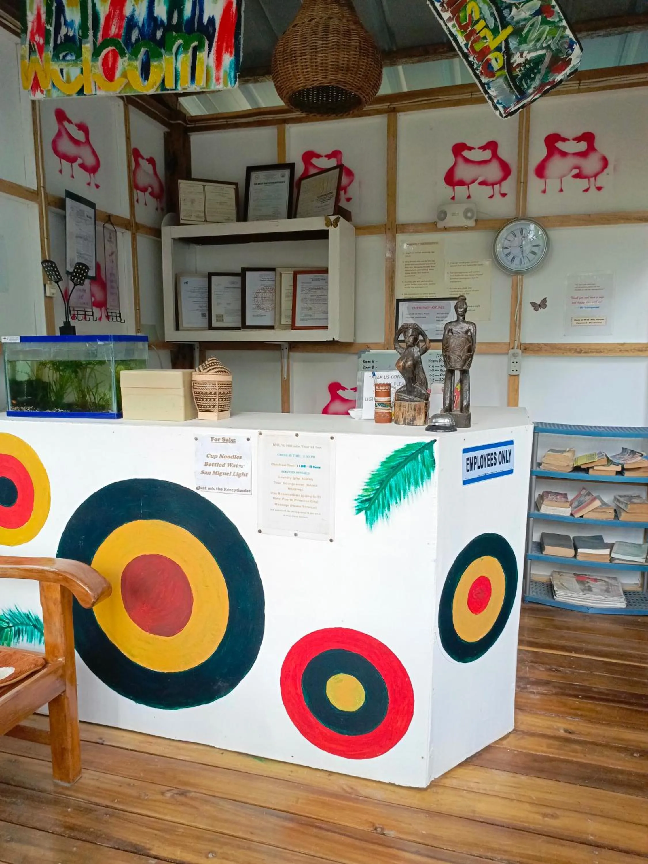 MiL's Hillside Tourist Inn