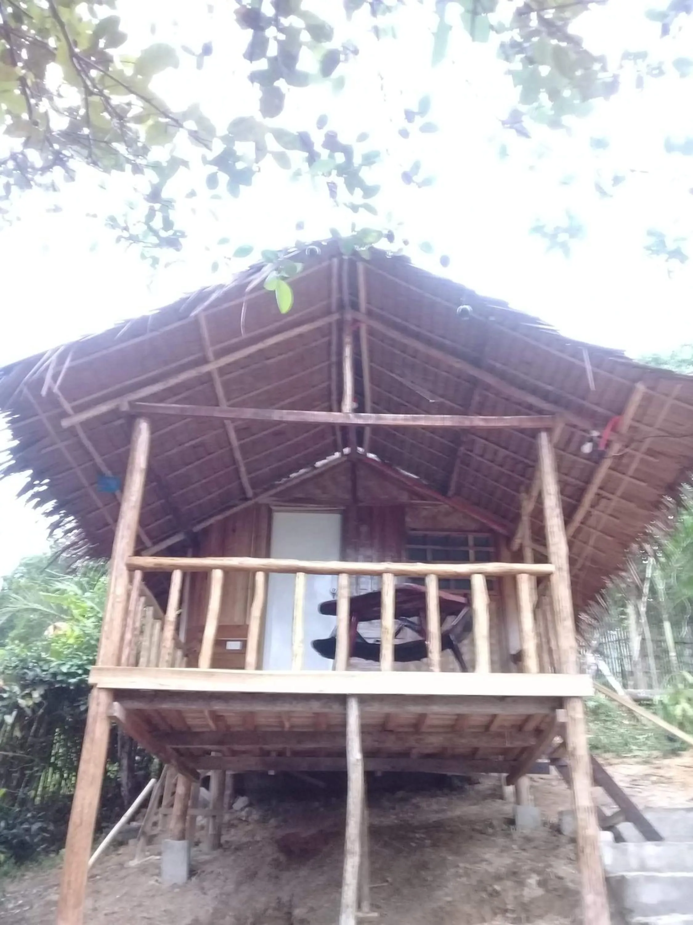 MiL's Hillside Tourist Inn