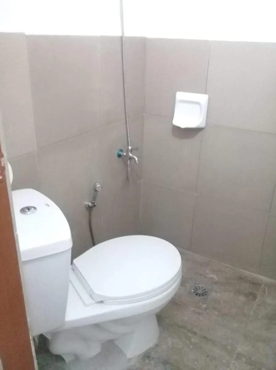 MiL's Hillside Tourist Inn