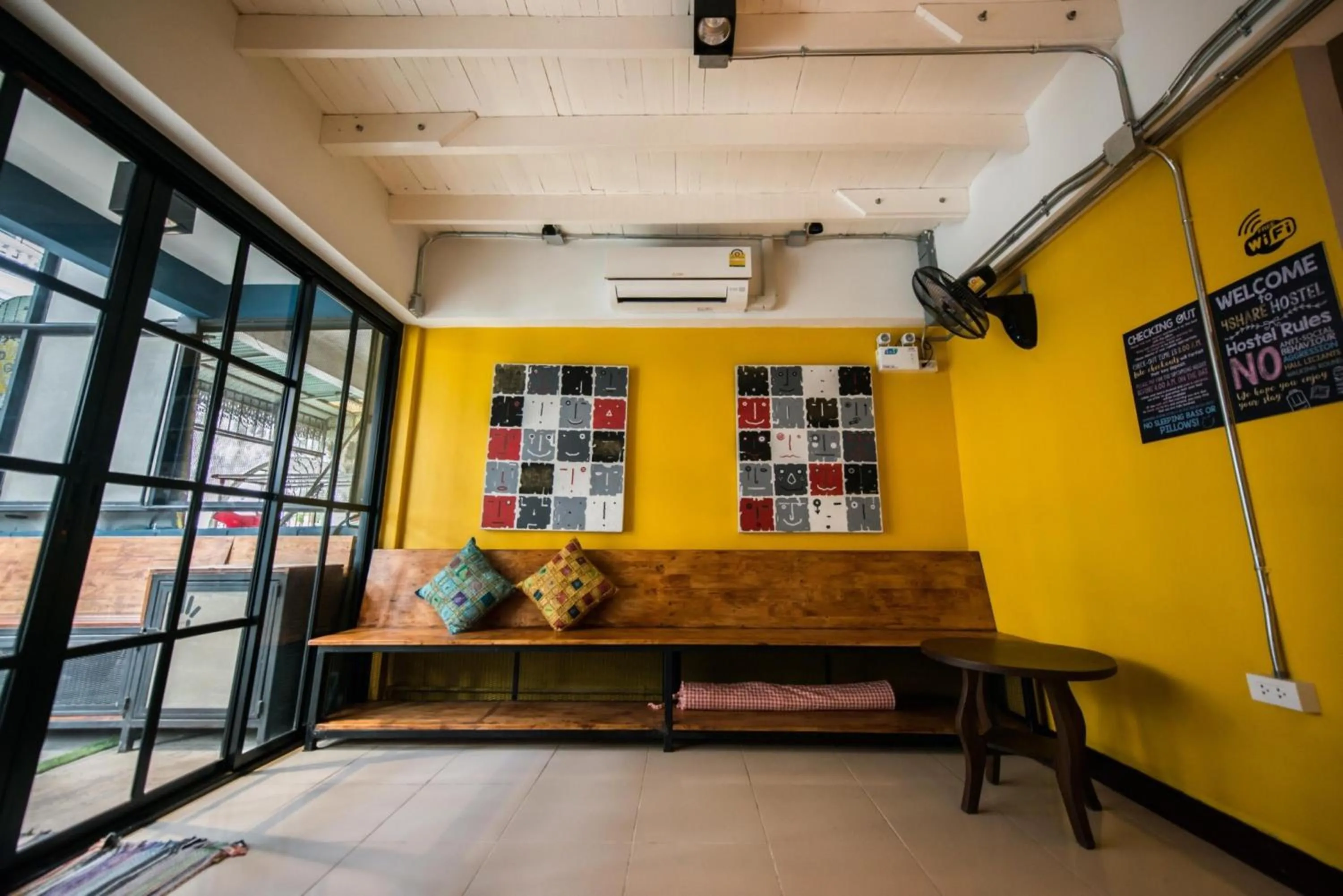 Lobby or reception in 4SHARE Hostel