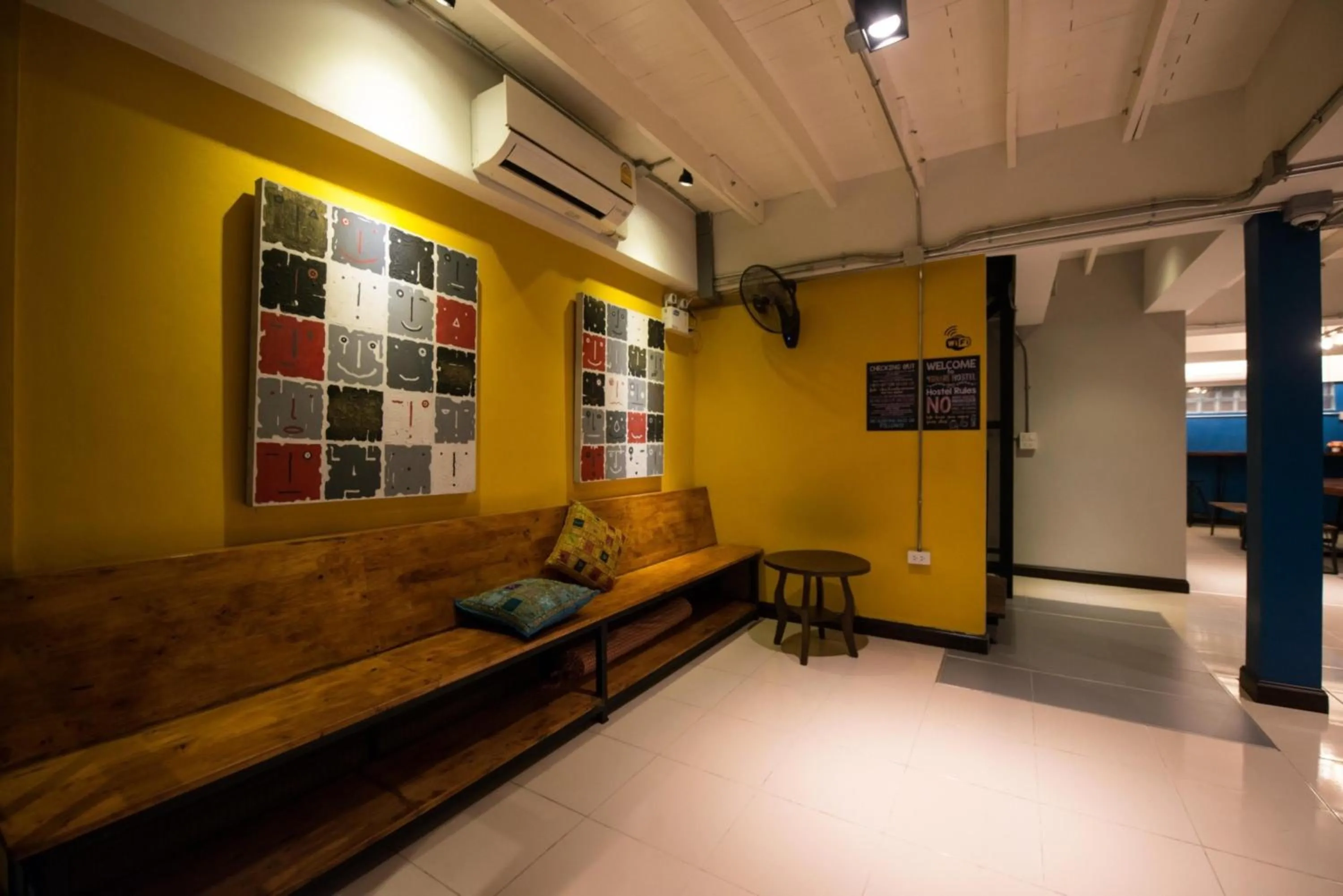 Lobby or reception in 4SHARE Hostel
